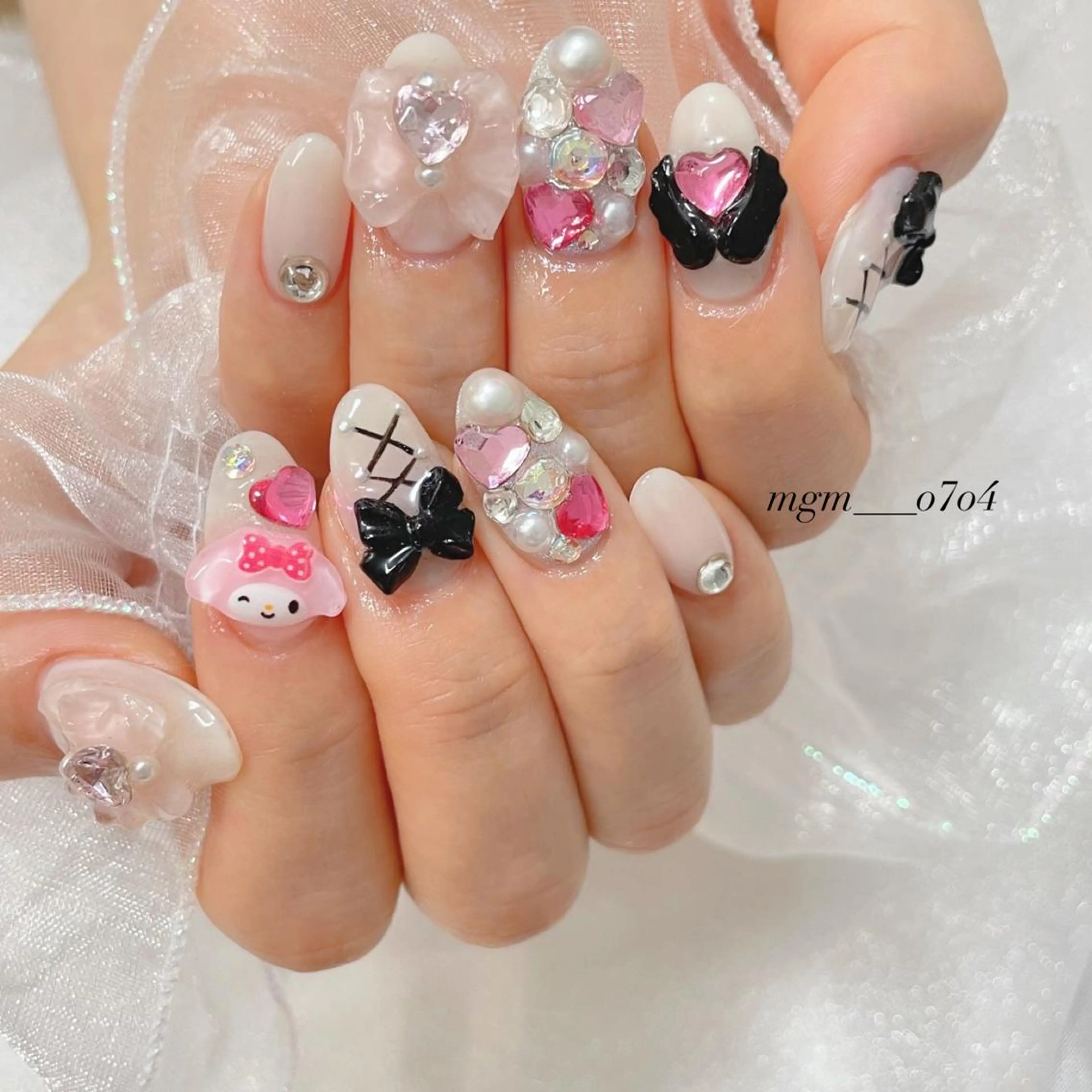 ネイル ハンドネイル ハンドケア MoON...❤︎ MeGuのネイルデザイン