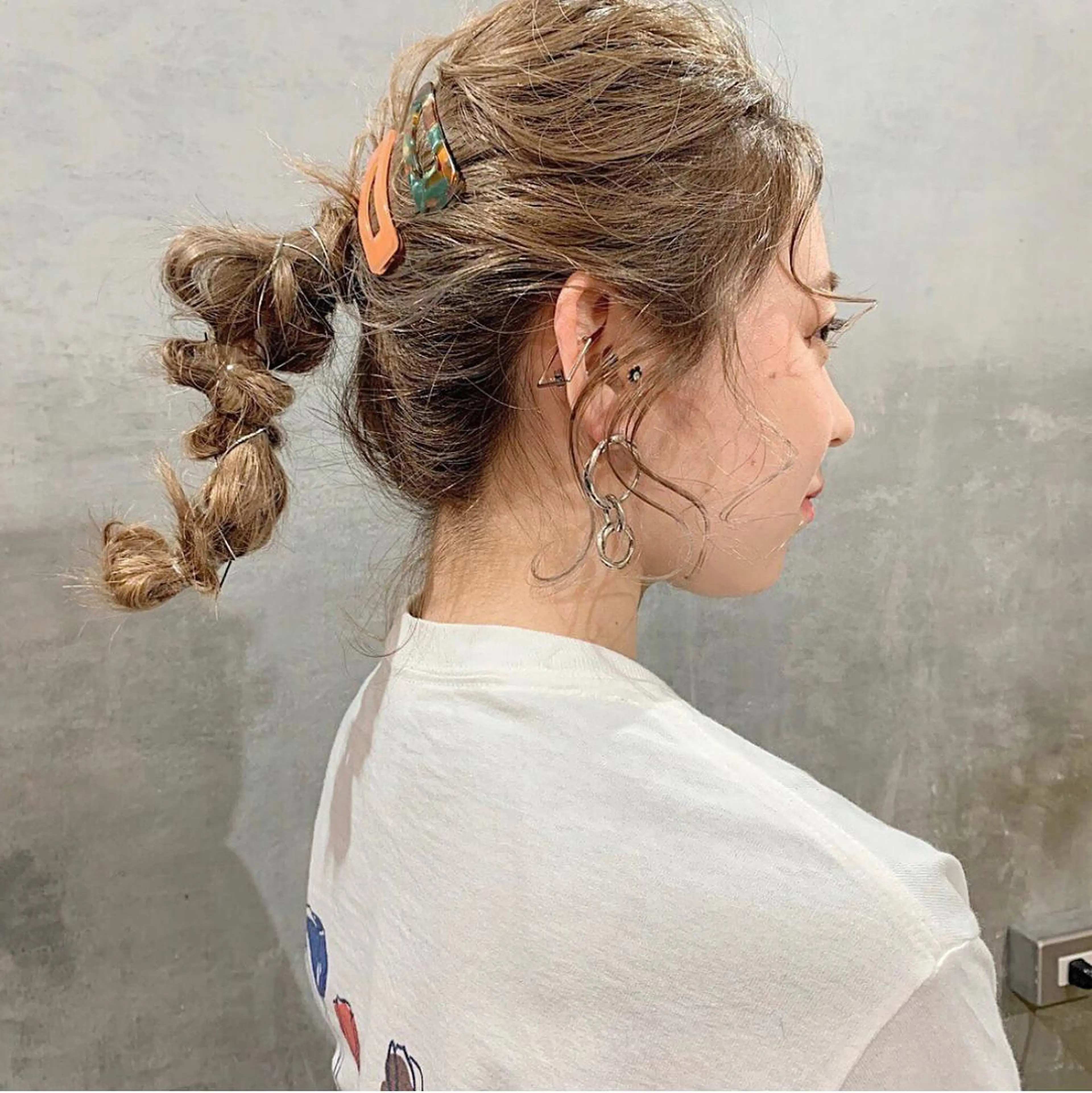 ミディアム カラー ヘアアレンジ カット ヘアカラー トリートメント ヘッドスパ ツキノキ ミナのヘアスタイル