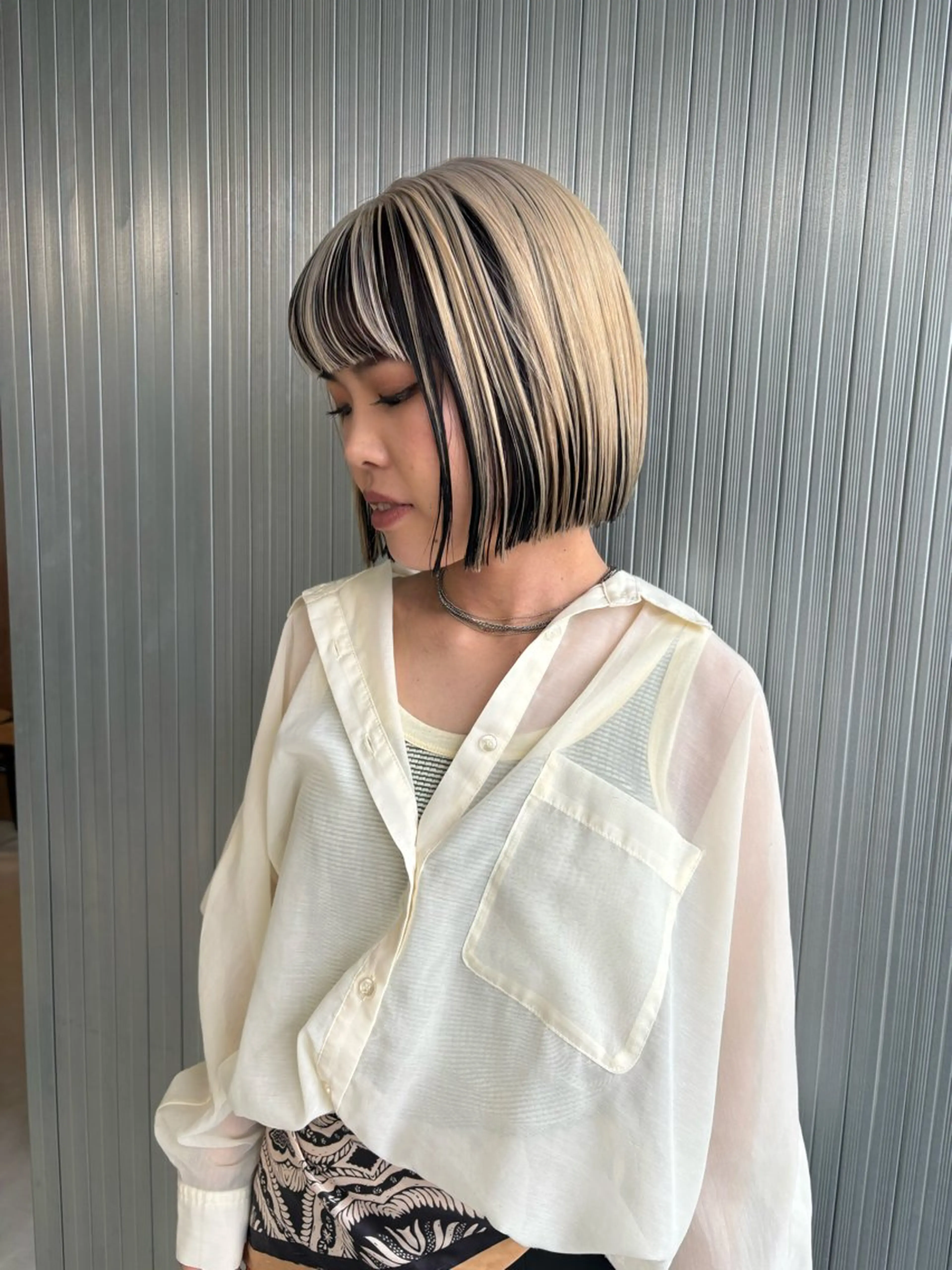 ミディアム カラー wewe: momoeのヘアスタイル