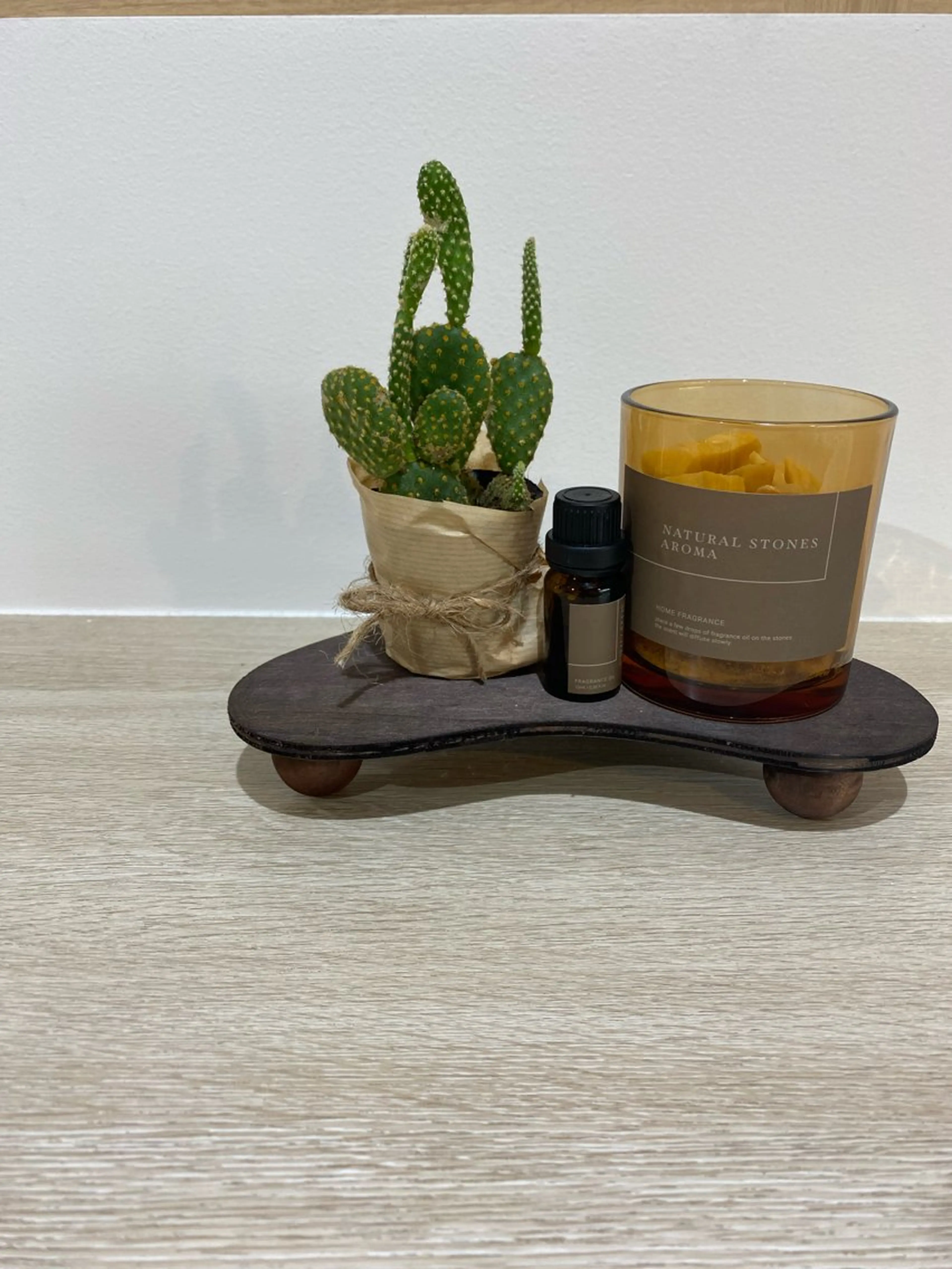 大島 瑞穂　ビズヘアーのマツエク・マツパデザイン