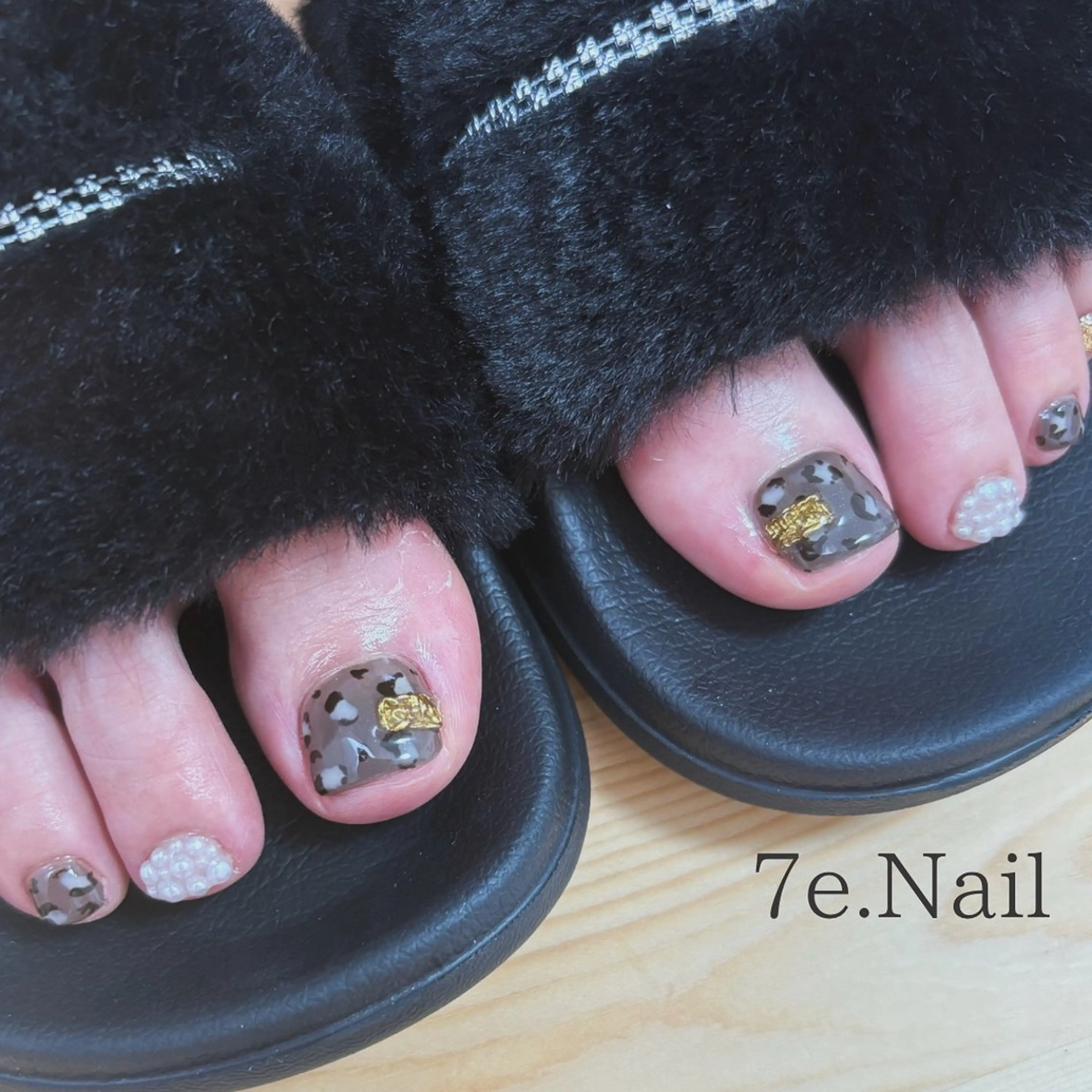 ネイル 7e. Nailのネイルデザイン