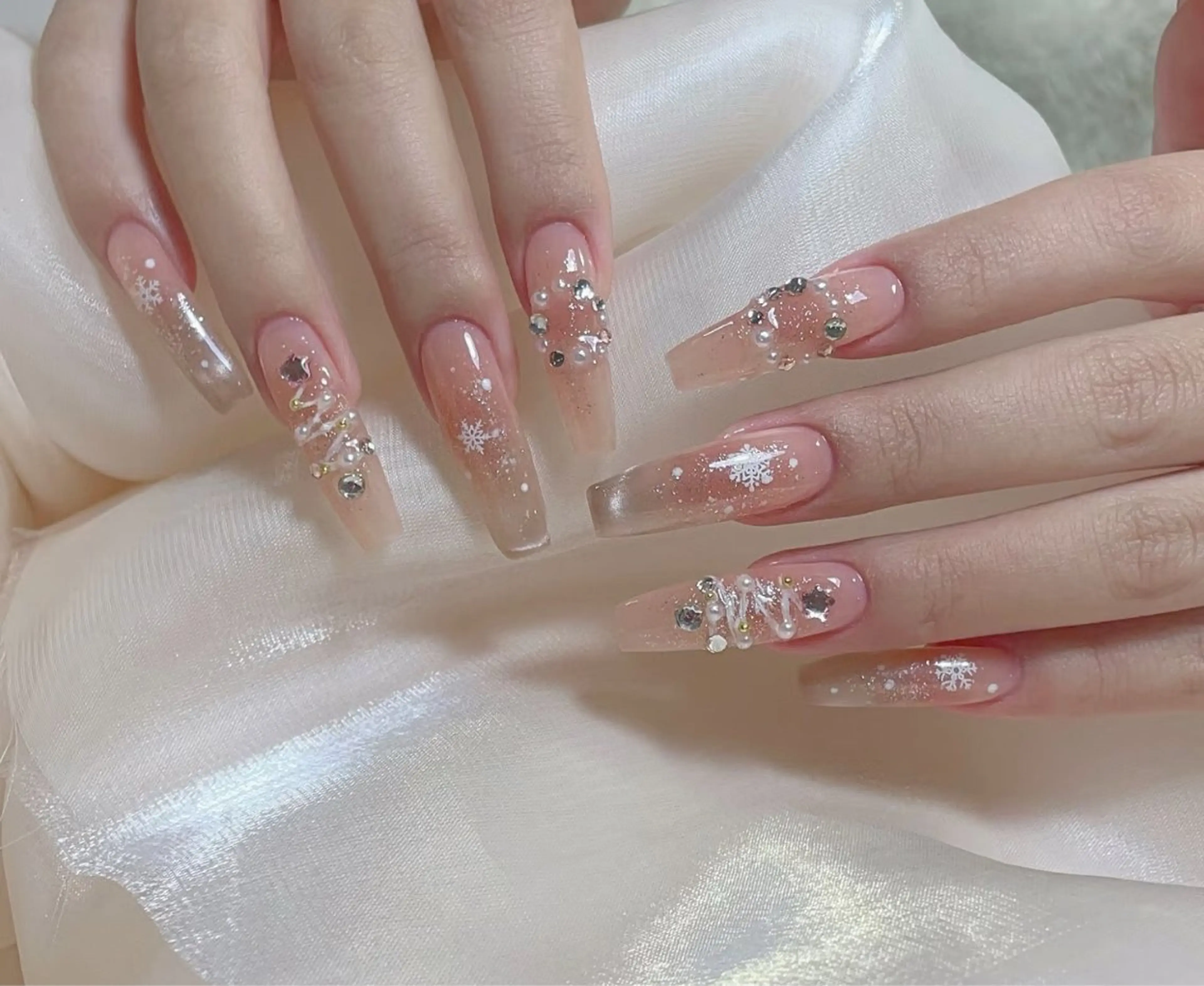 ネイル ハンドネイル Tinicoo Yuki ❄️のネイルデザイン