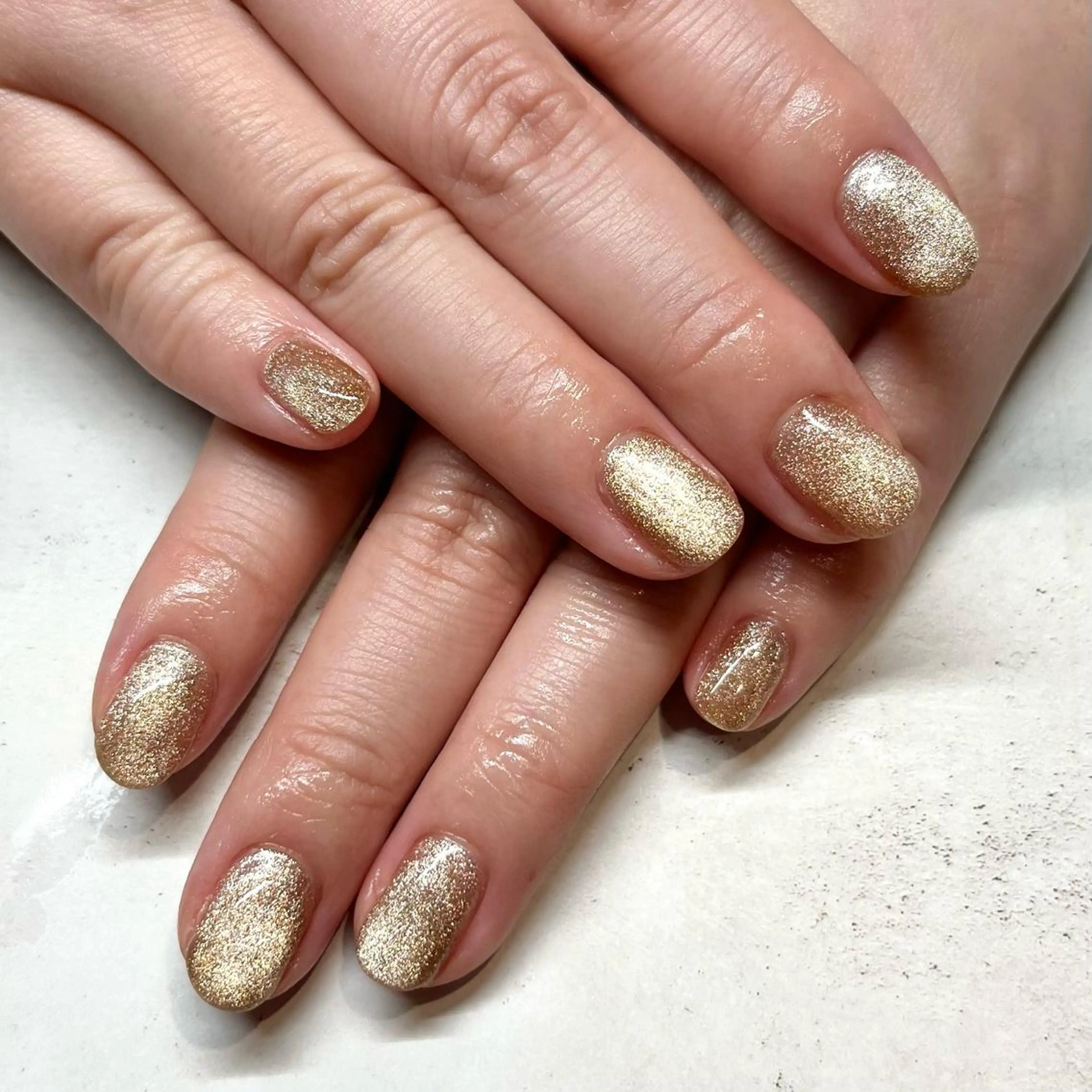 ネイル マグネットネイル 長澤 茉凜のネイルデザイン