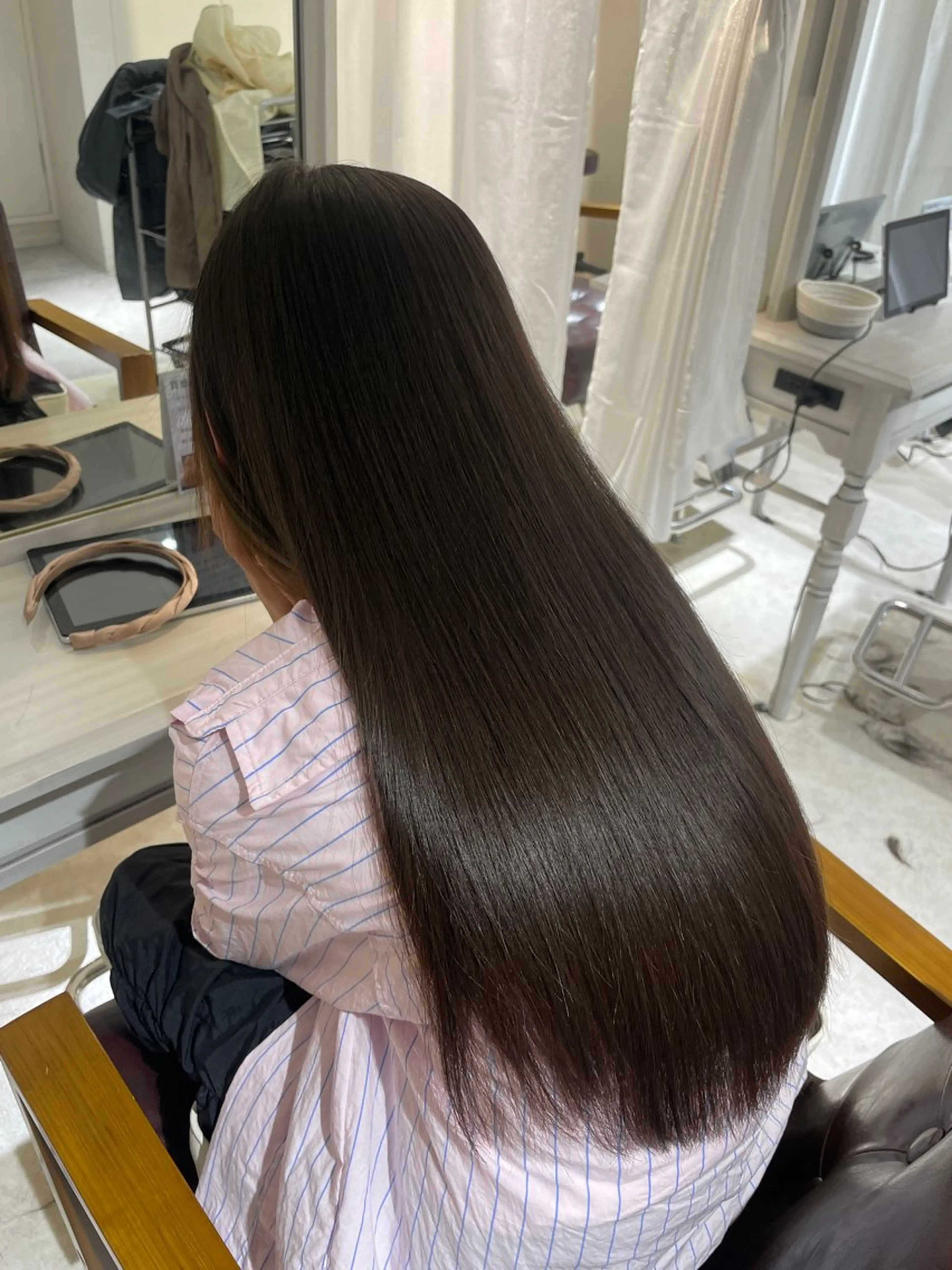 ロング カット 縮毛矯正 le. pidorgeのヘアスタイル