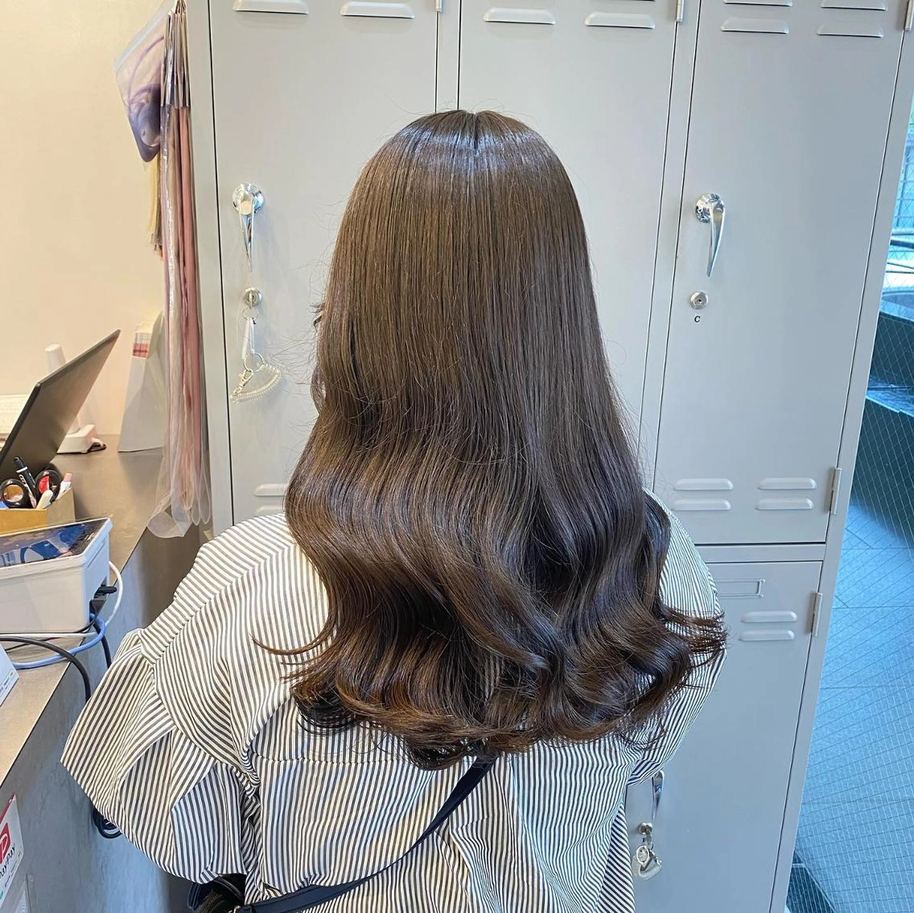 セミロング カラー ヘアアレンジ 🌷愛されヘア🌷 伊藤　万裕のヘアスタイル