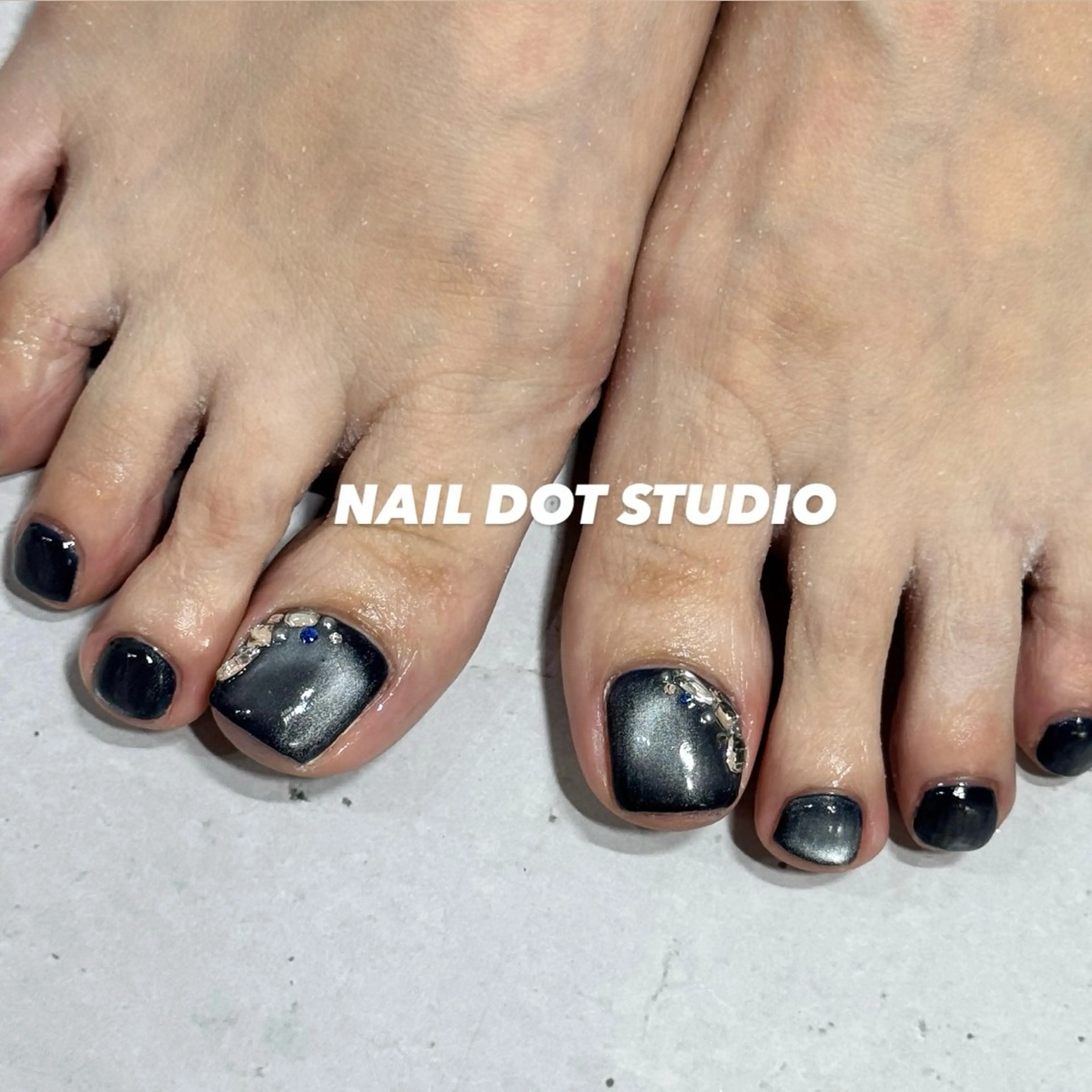 ネイル アートネイル フットネイル NAILDOTSTU DIO SEINAのネイルデザイン