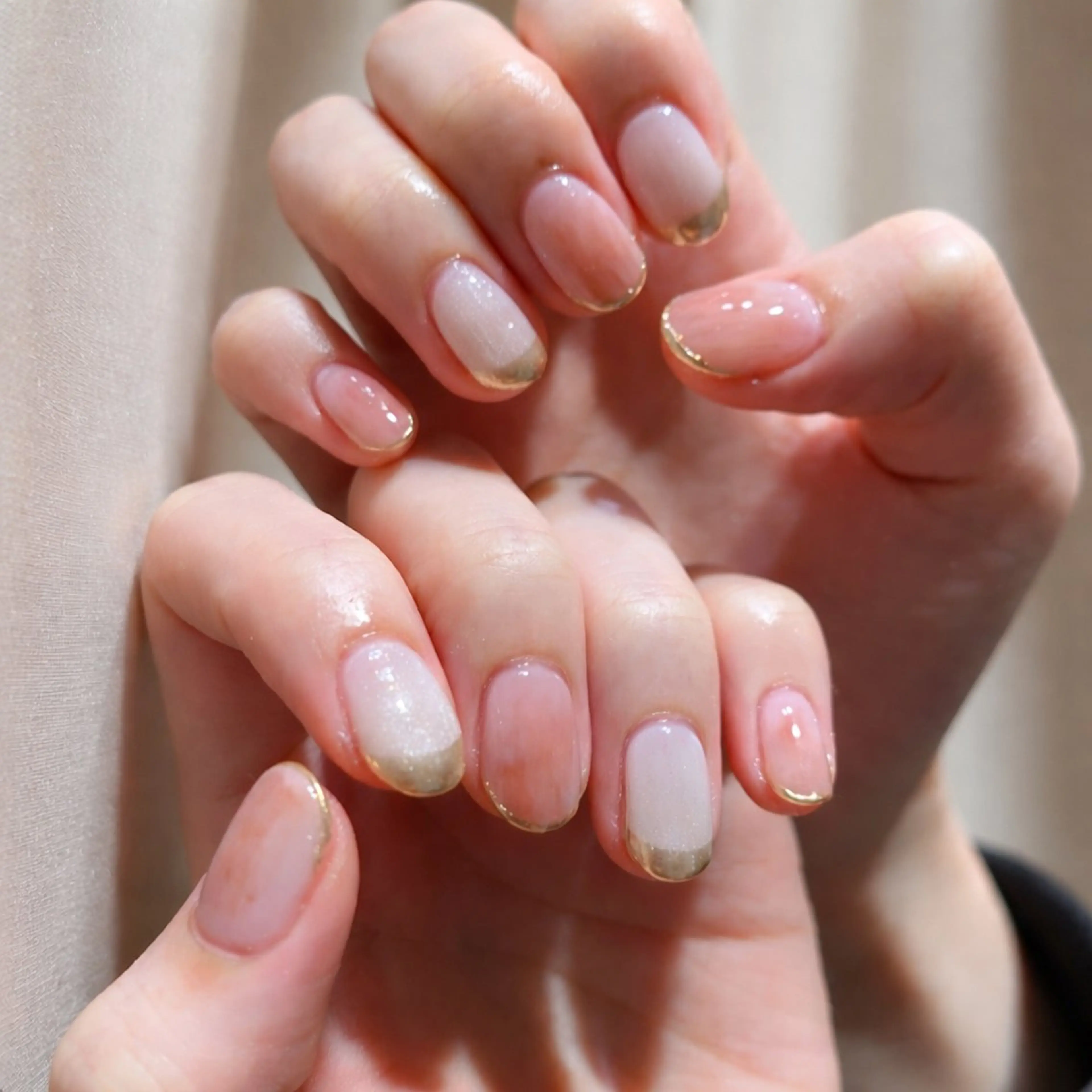 ネイル フレンチネイル マグネットネイル 春ネイル nailAVANCE akariのネイルデザイン