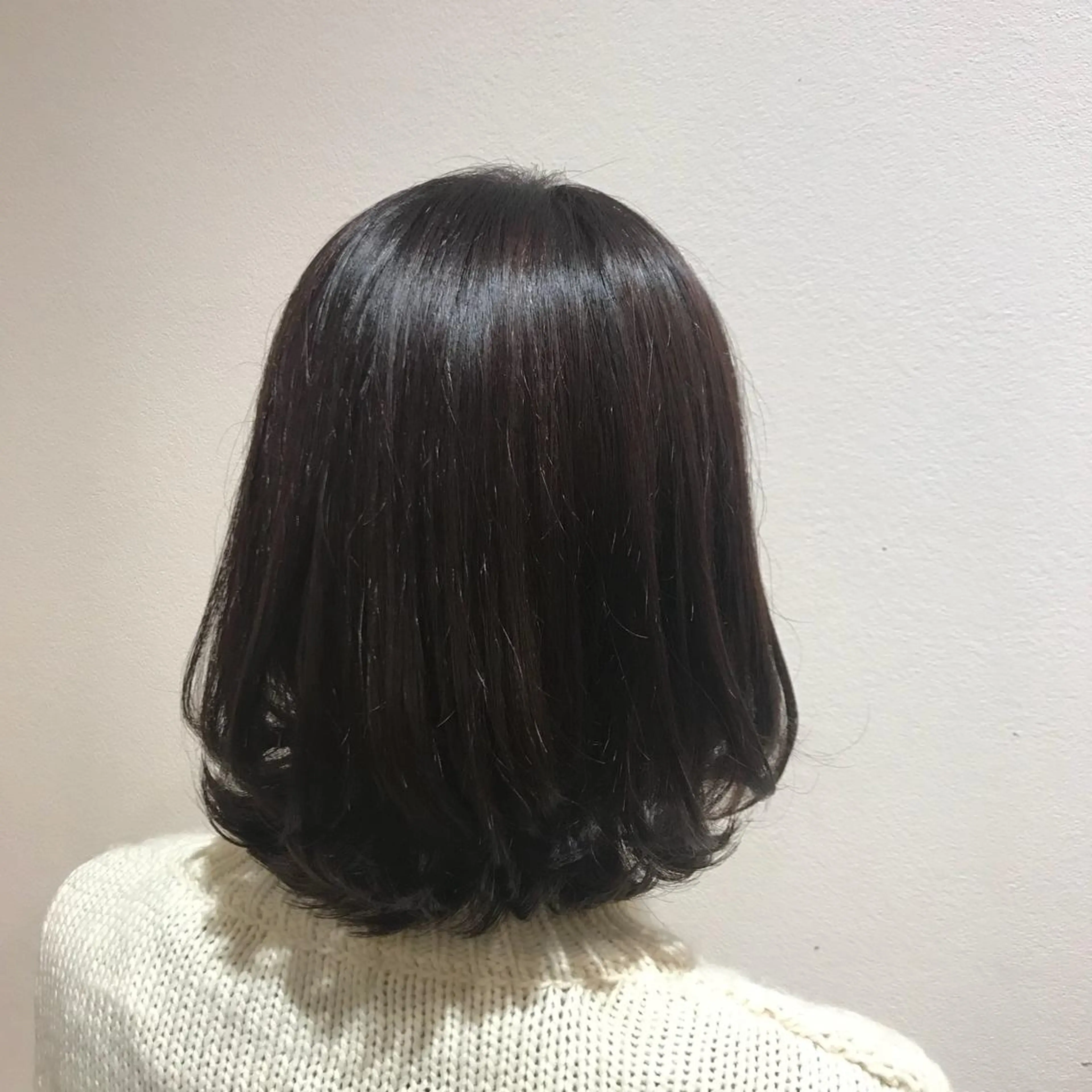 ミディアム カラー 阿部 響香のヘアスタイル