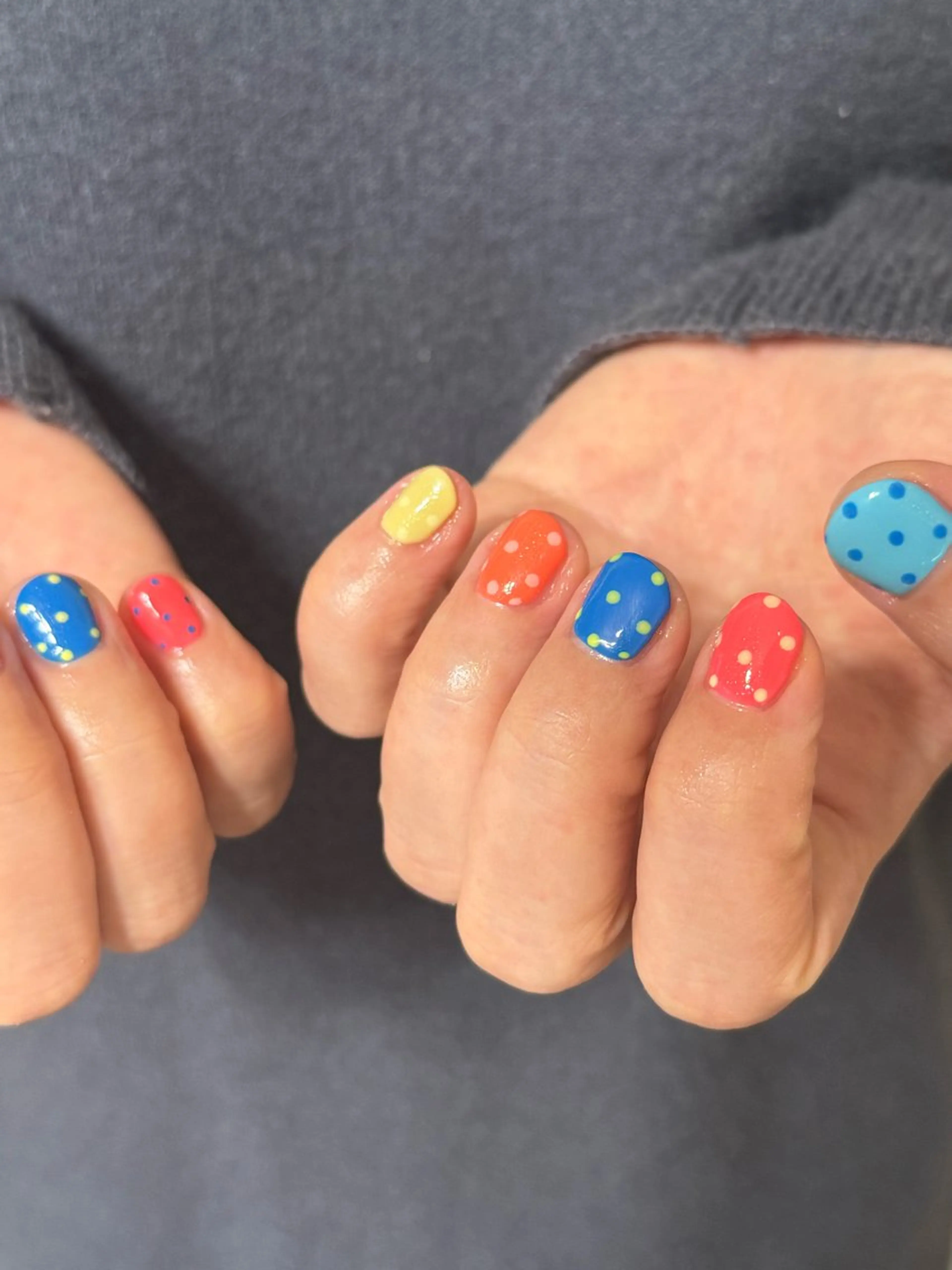 ネイル ドット 持ち込み ショートネイル ハンドネイル miel nailのネイルデザイン