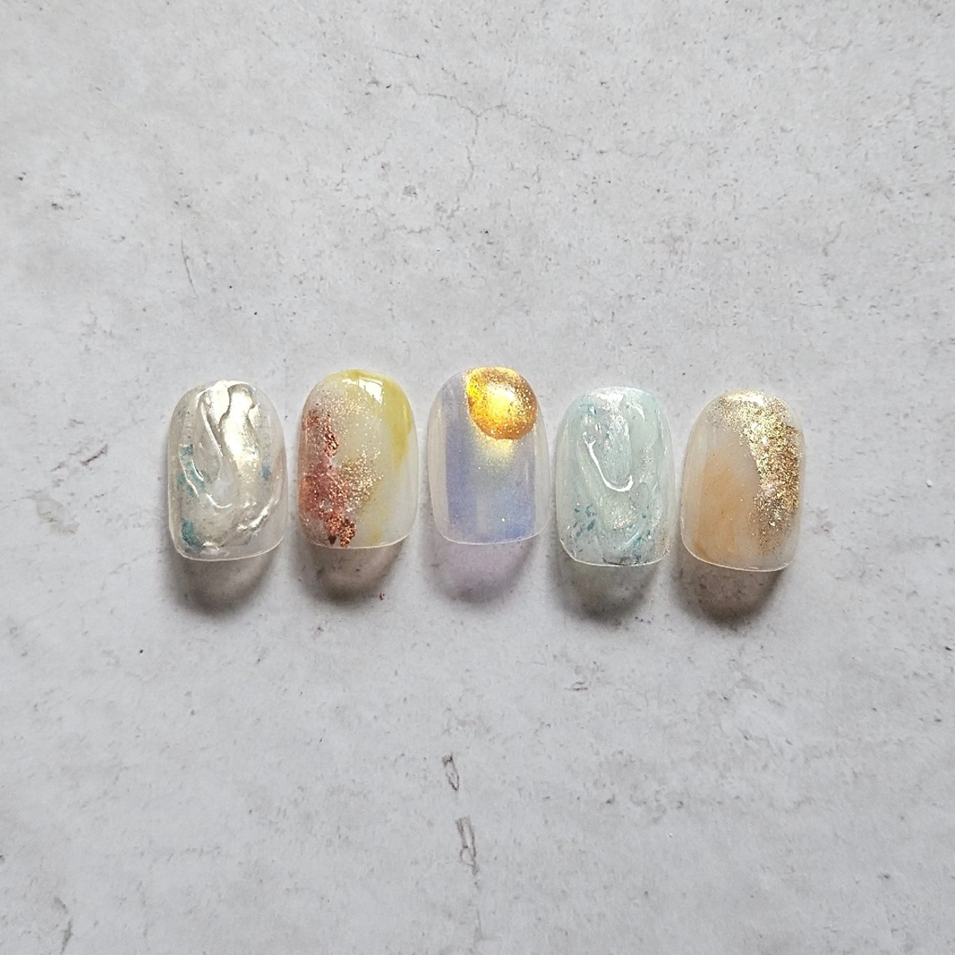 ネイル ニュアンスネイル ぷっくりネイル 春ネイル ハンドネイル Nailsalon manoのネイルデザイン