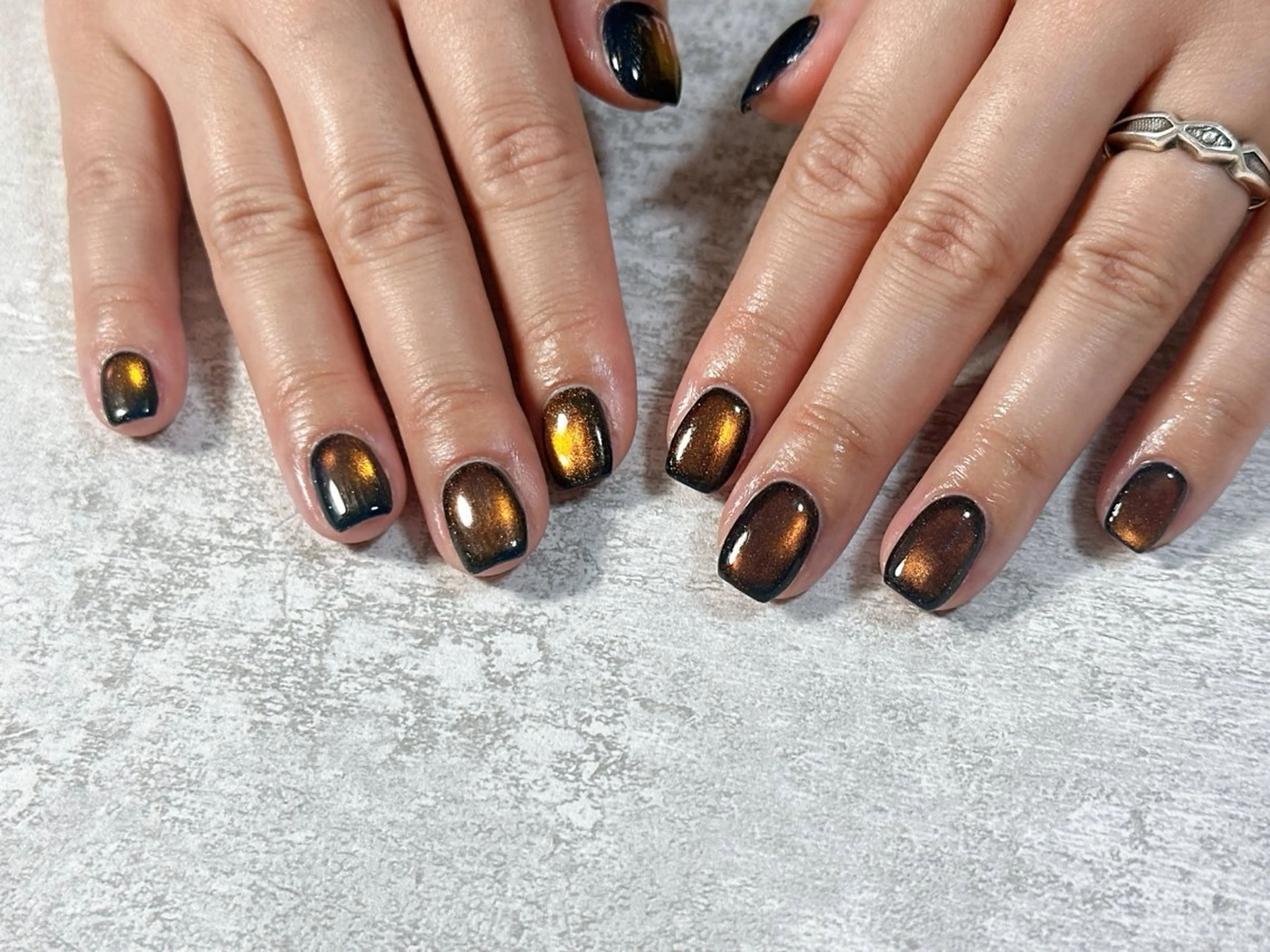 ネイル オーロラネイル フットネイル フレンチネイル ジェルネイル マグネットネイル ハンドネイル kiki nail たまプラーザのネイルデザイン