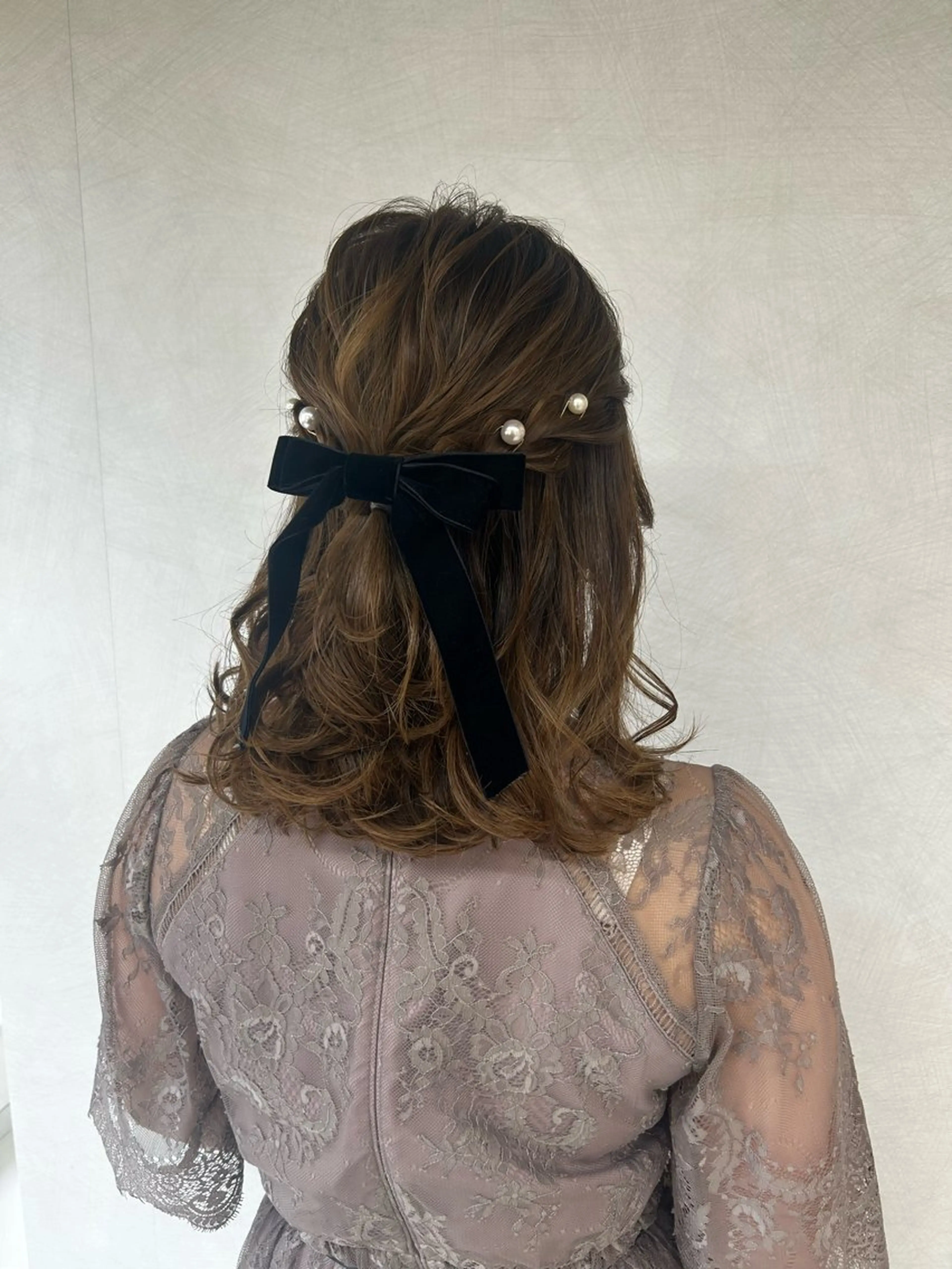 ミディアム ヘアアレンジ ハーフアップ 結婚式・ブライダル ヘアセット ヘアセット/眉毛カッ ト/Nana〻のヘアスタイル