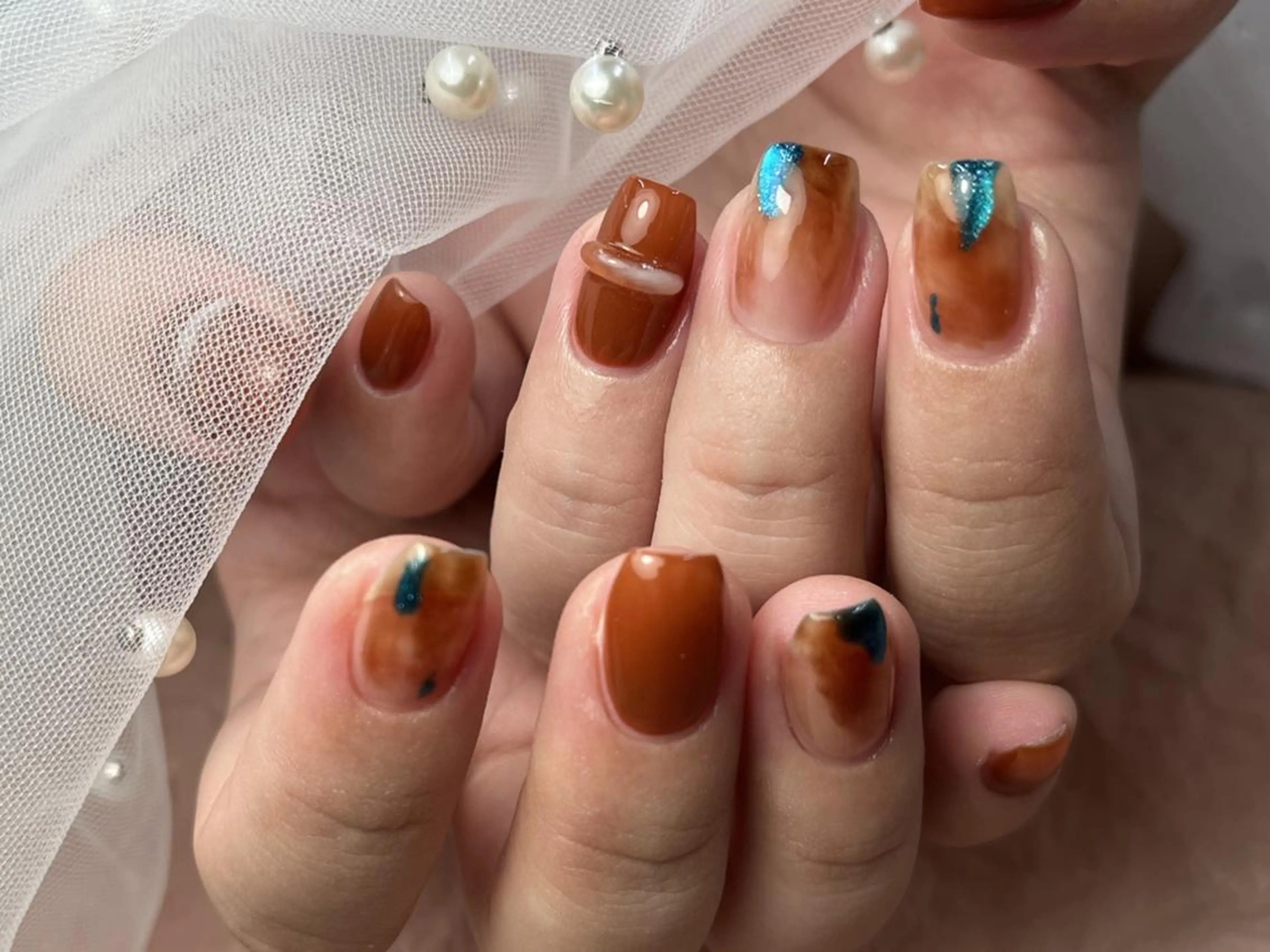 ネイル アートネイル ブルー ブラウン 大理石ネイル(マーブル) シンプルネイル ハンドネイル ToliyDeliy Nail Salonのネイルデザイン