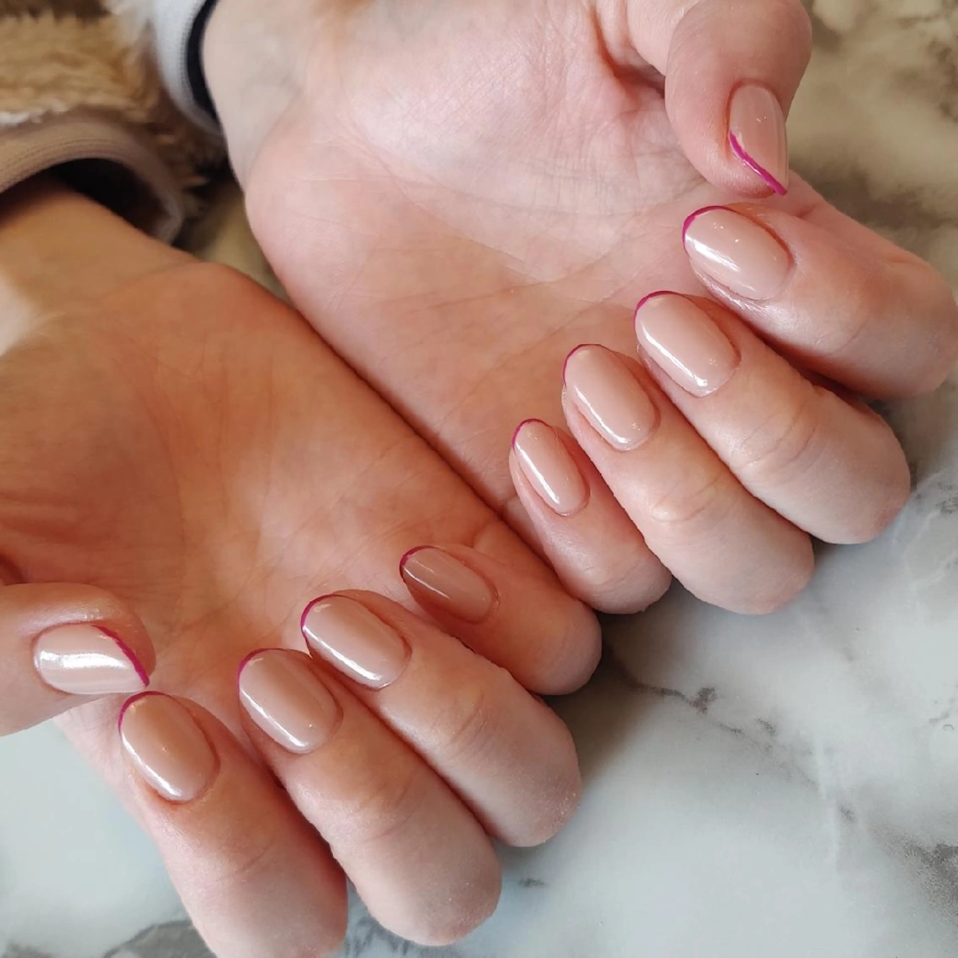 ネイル フレンチネイル ジェヌインネイル 河内のネイルデザイン