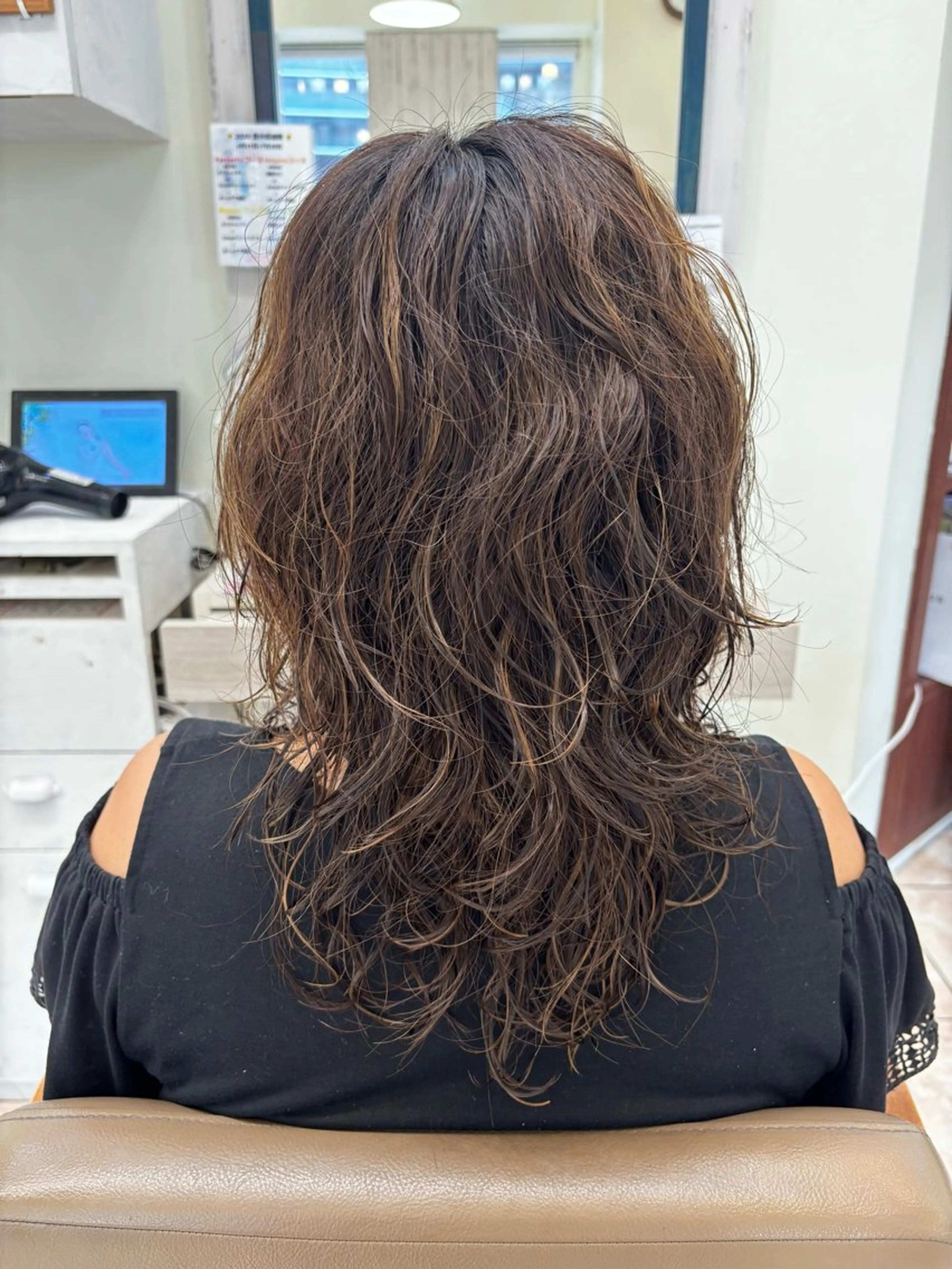 ロング パーマ ロング トリートメント ウルフカット 芝本 晴奈 🌼*･のヘアスタイル