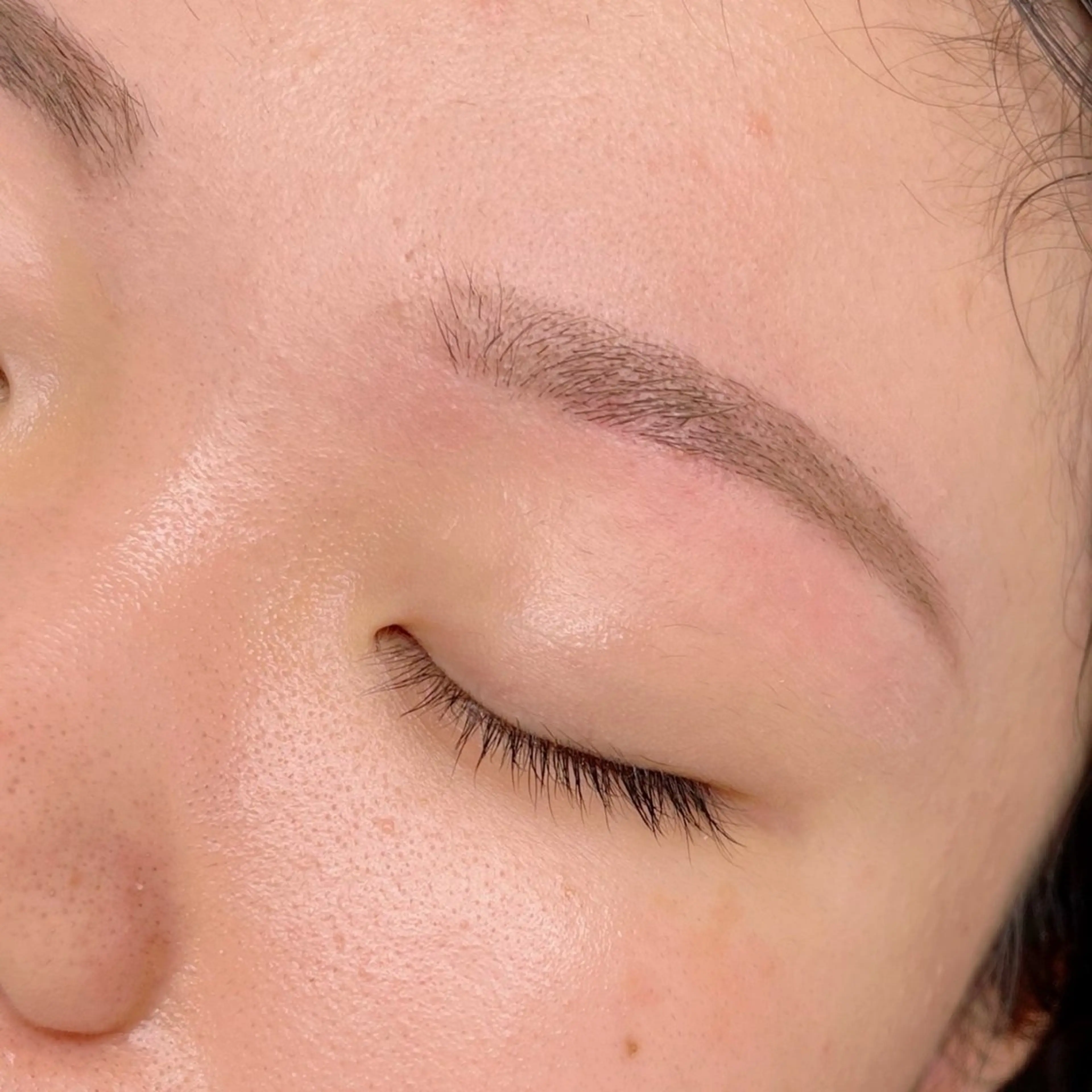 アイブロウ salon chou chouみのりの眉毛・アイブロウイメージ