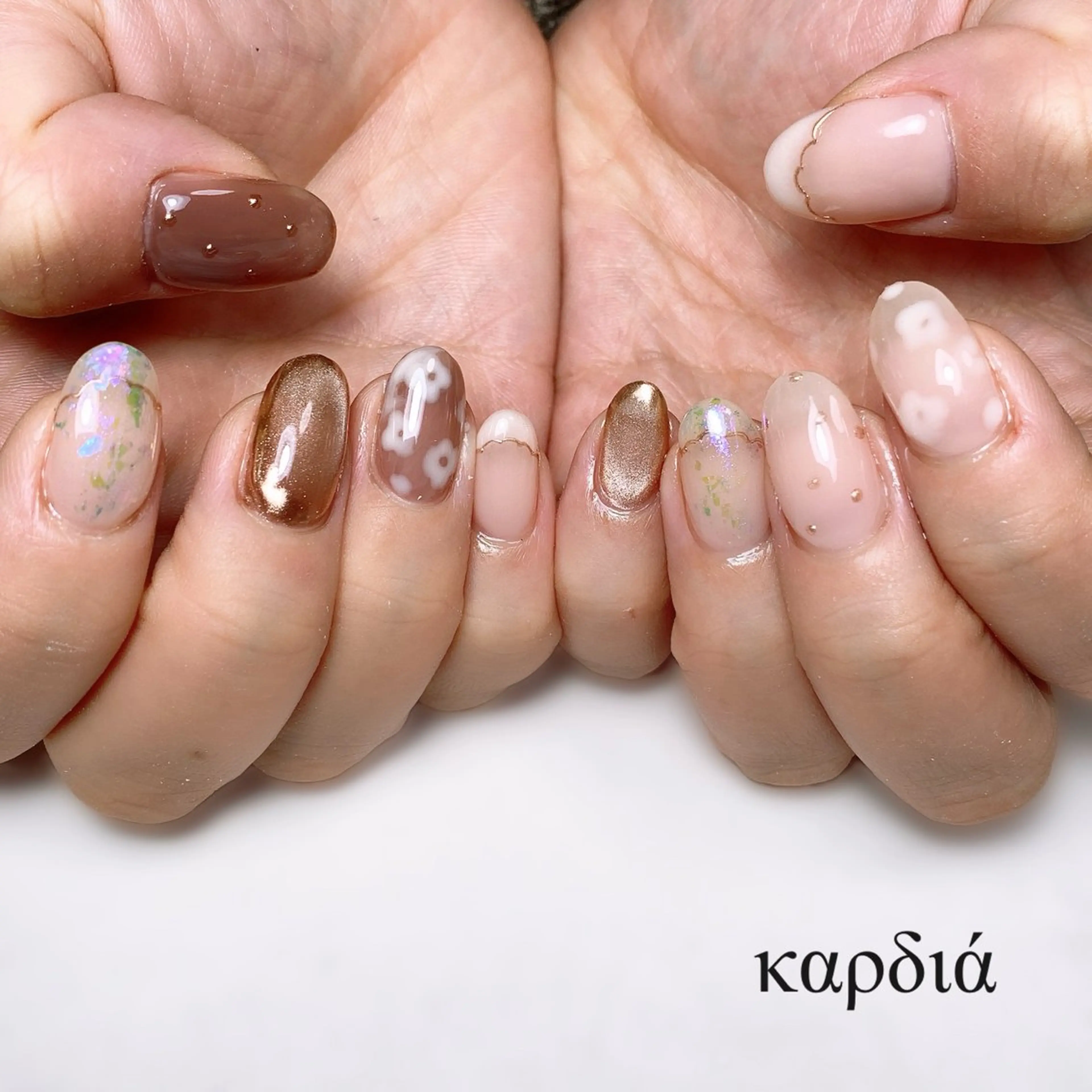 ネイル ハンドネイル καρδιά -ｶﾙﾃﾞｨｱ-のネイルデザイン