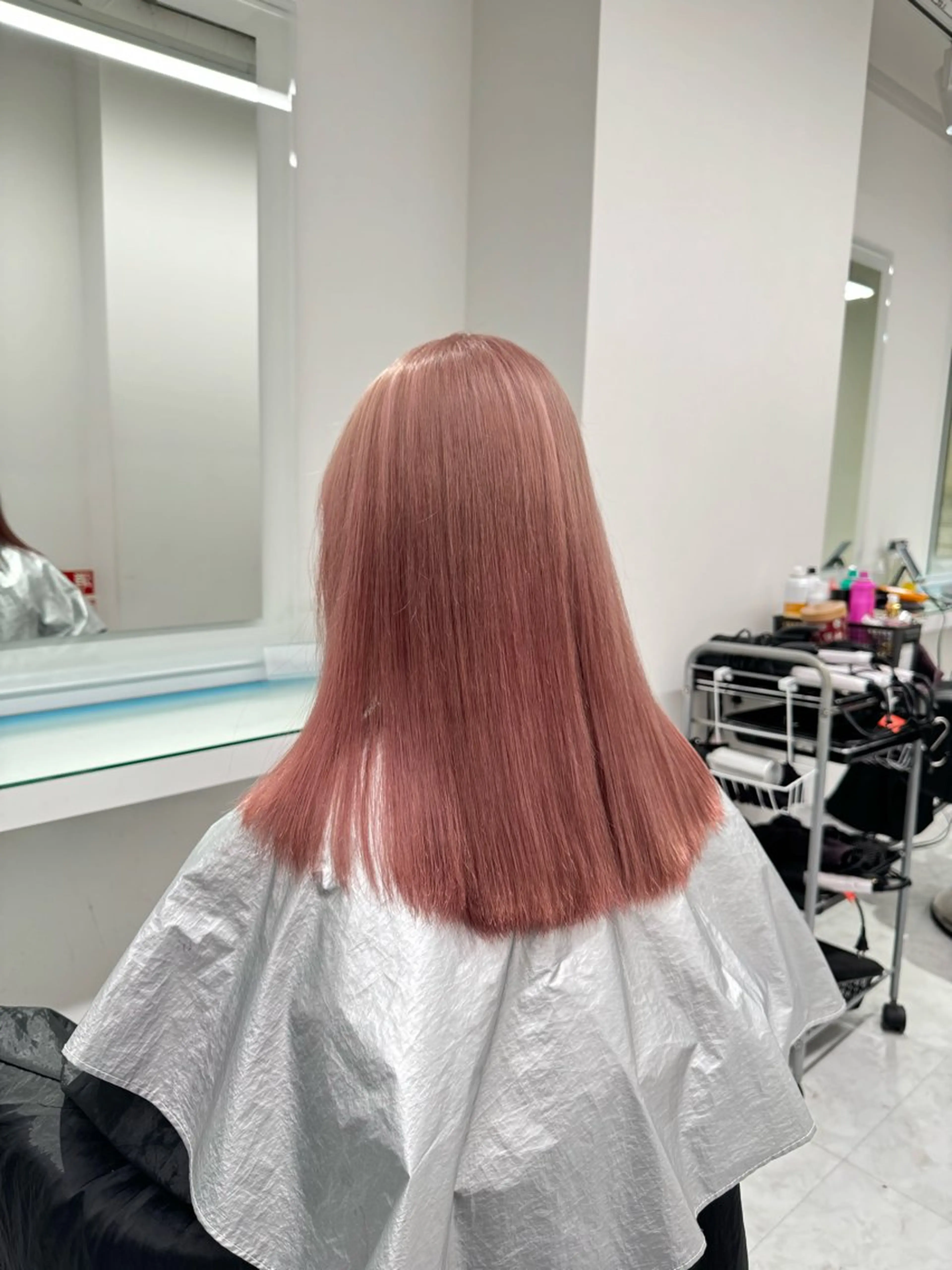 ロング カラー ヘアアレンジ ヘアカラー トリートメント ヘッドスパ ヘアセット ハイトーン艶カラー 🤍ゆうひのヘアスタイル