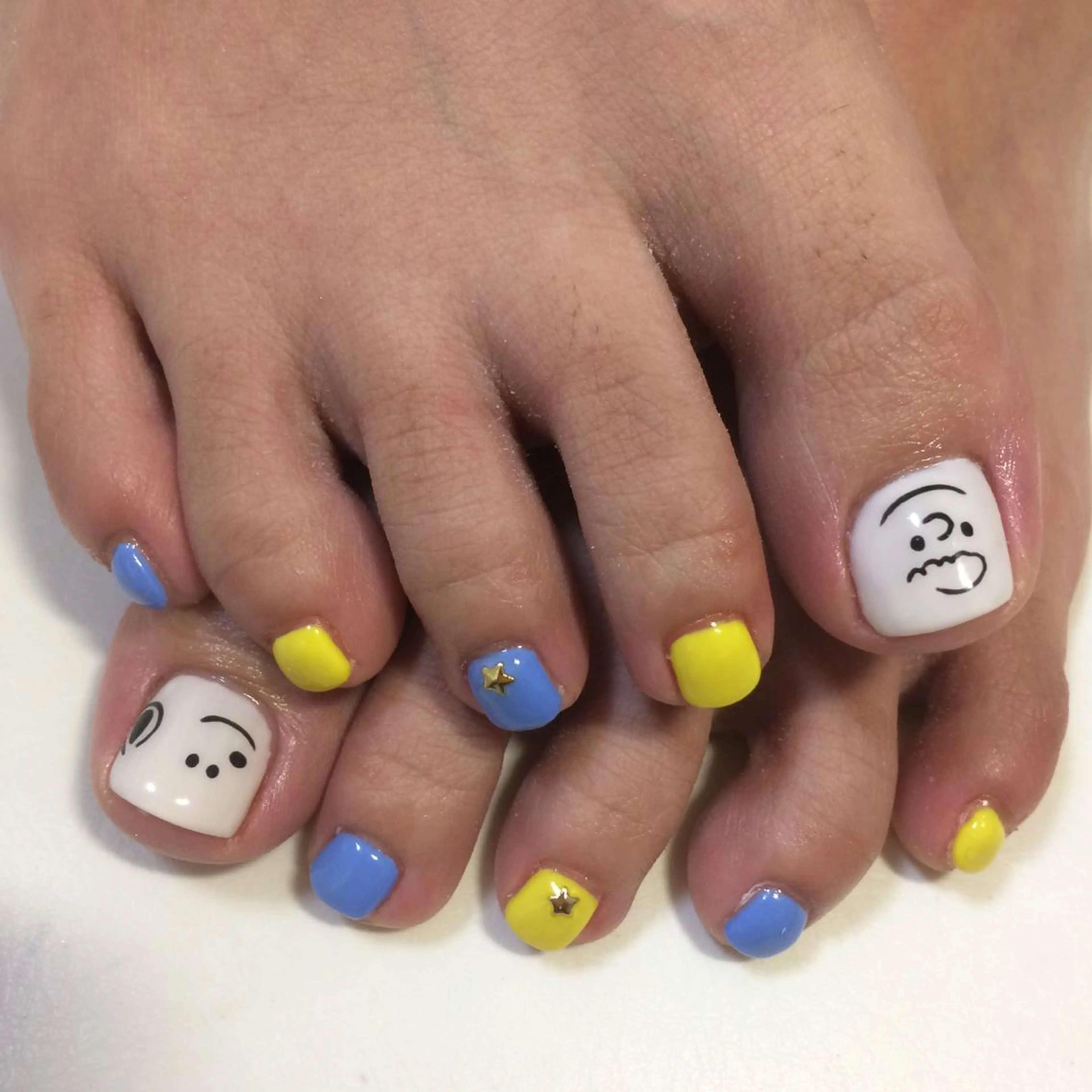 ネイル VIOLUS所属・VIOLUS 関目のネイルデザイン