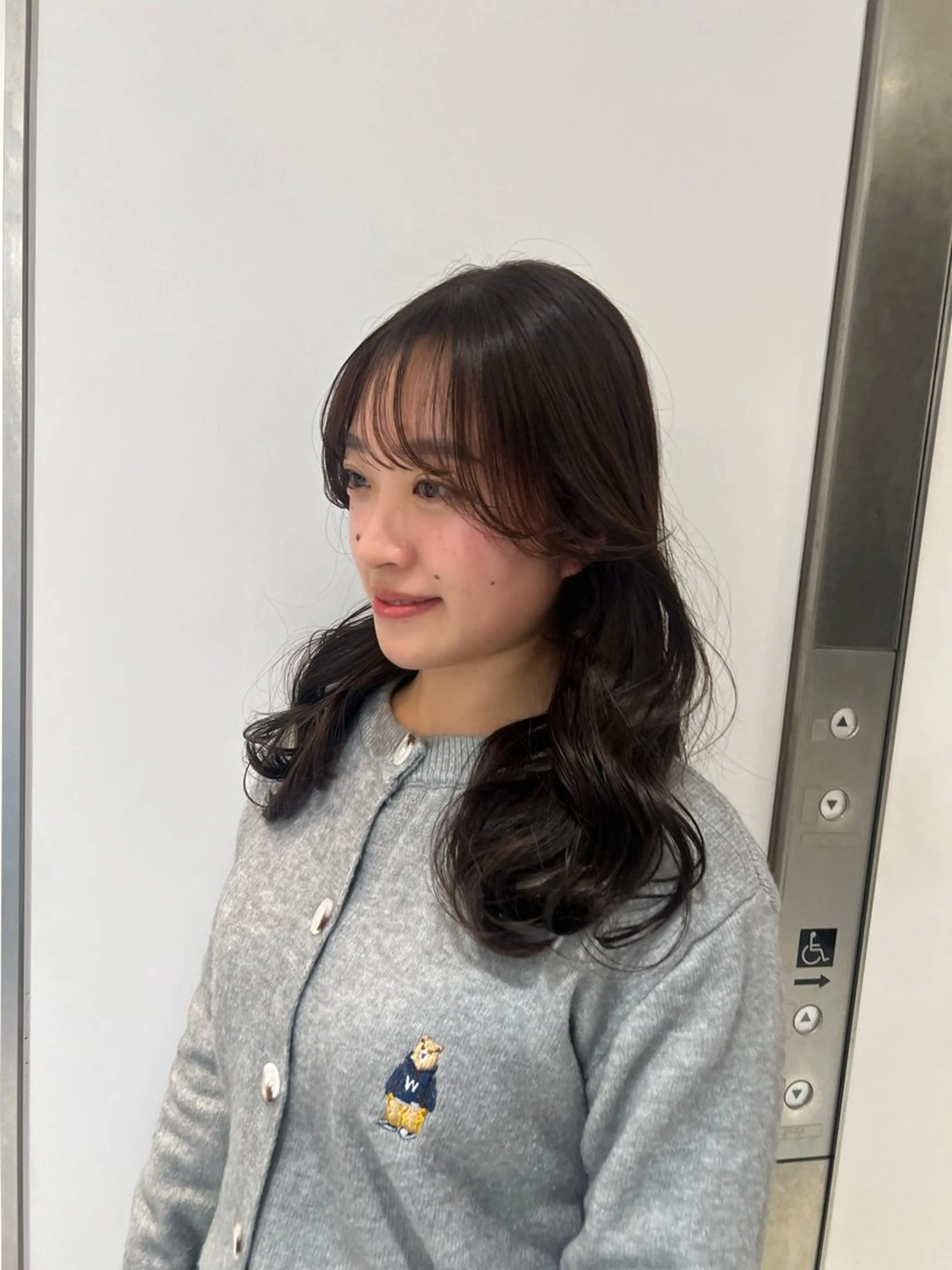 セミロング カラー カット ヘアカラー 顔周り/透明感 🤍銀座RINOSEのヘアスタイル