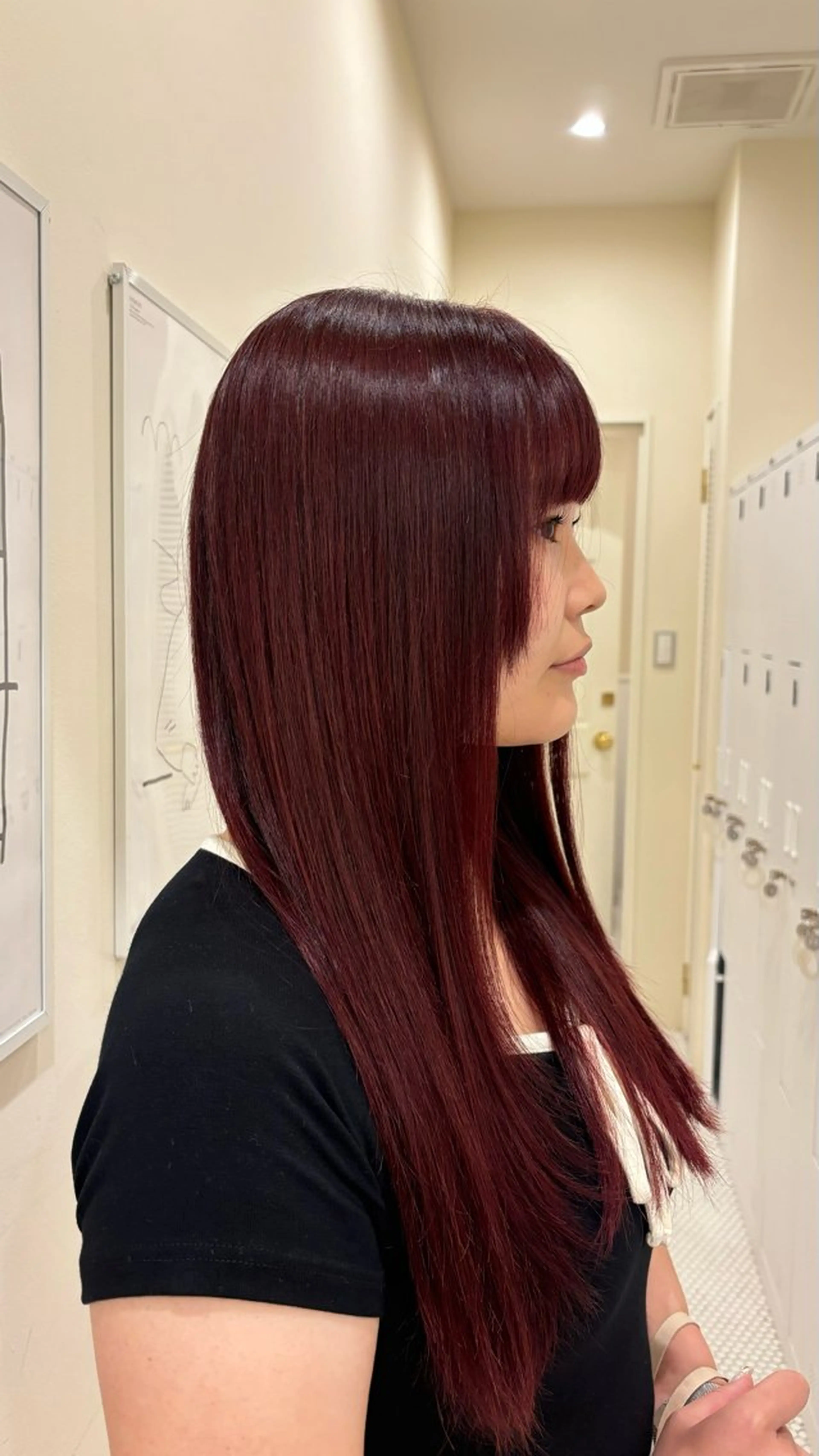 ロング ヘアカラー よこやま なぎさのヘアスタイル