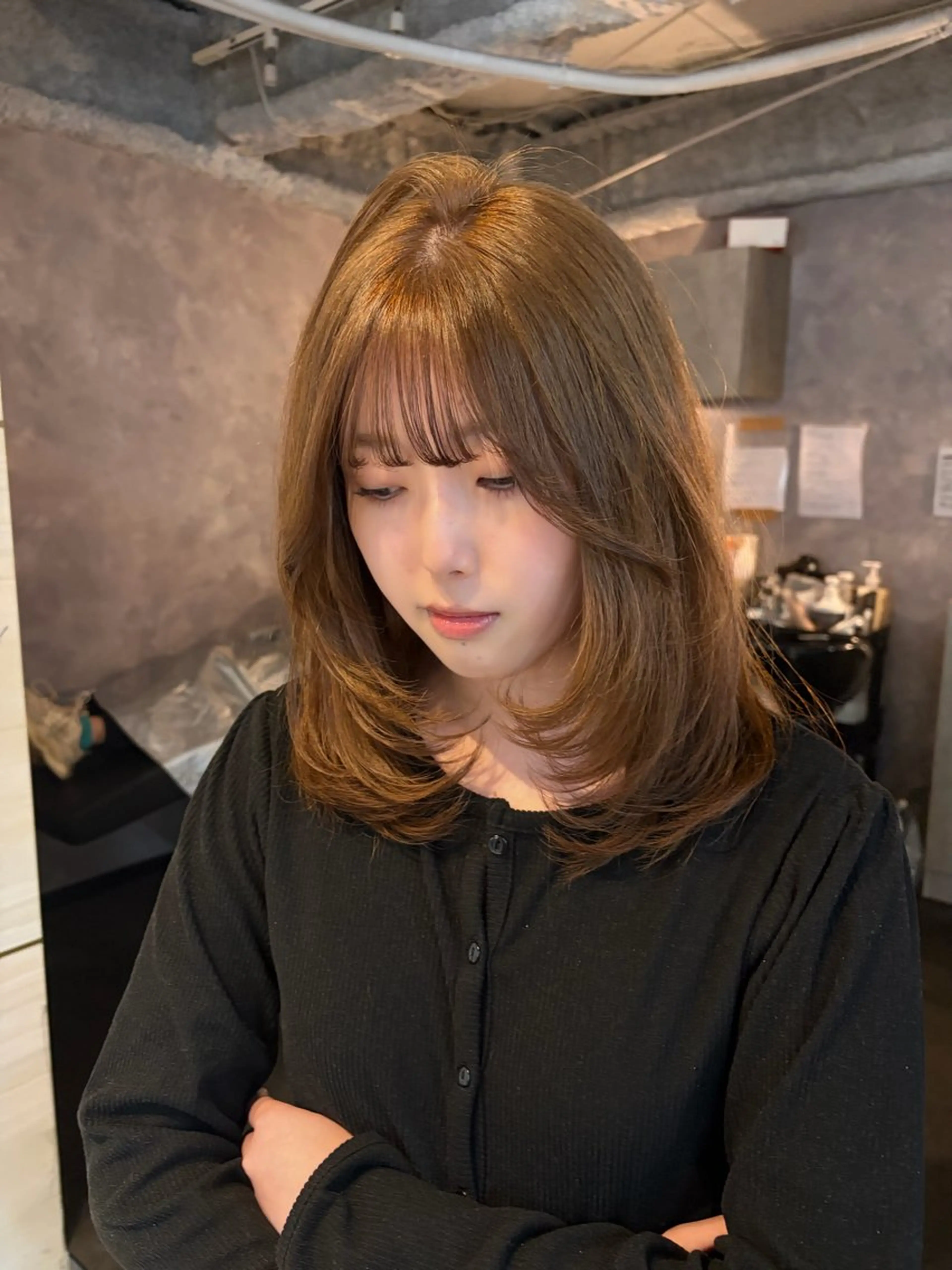 セミロング カラー ヘアカラー 🩶mana🩶艶髪 /カラーオンカラーのヘアスタイル