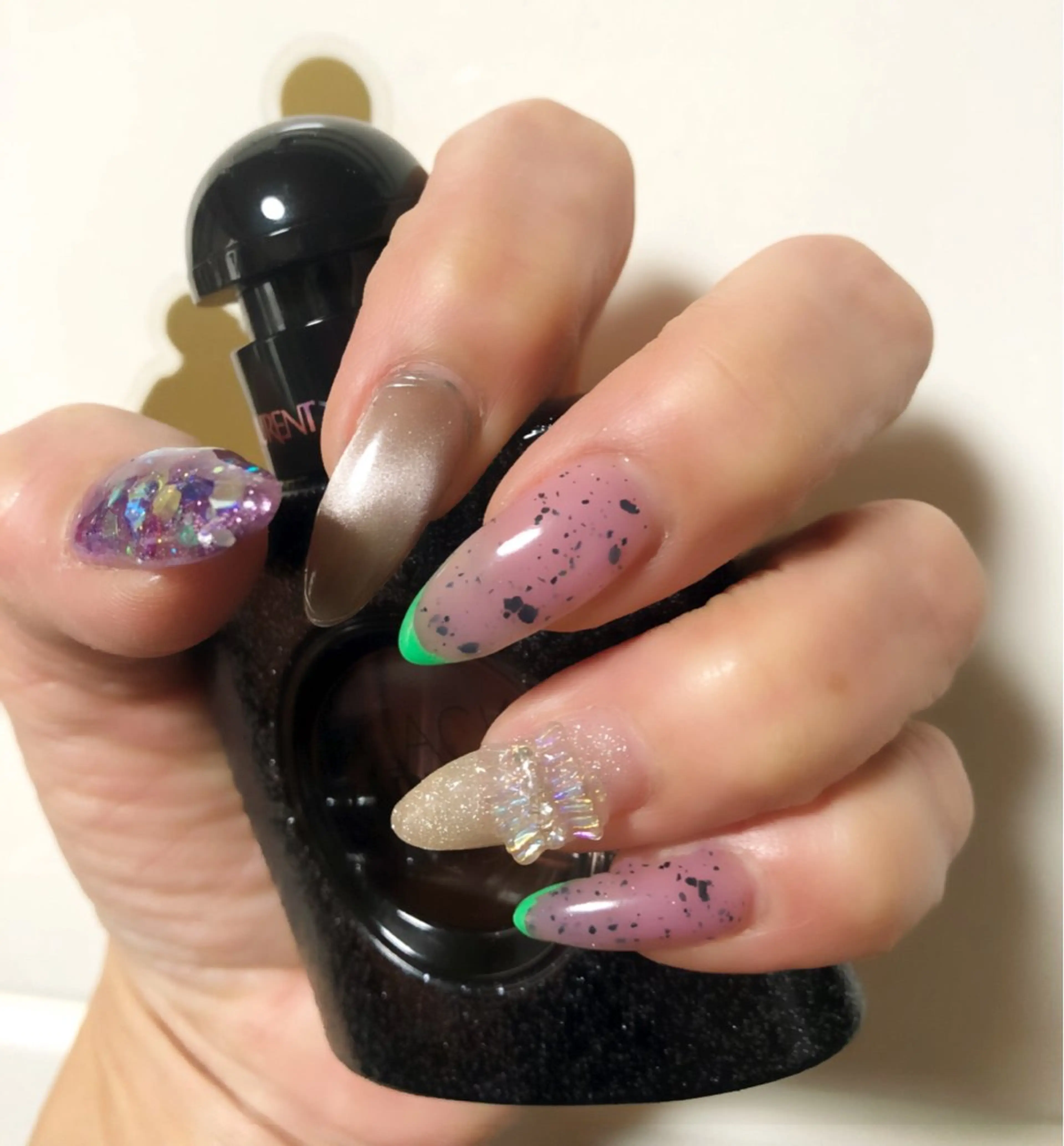 ネイル GＬA D所属・ＧＬAD グラットのネイルデザイン