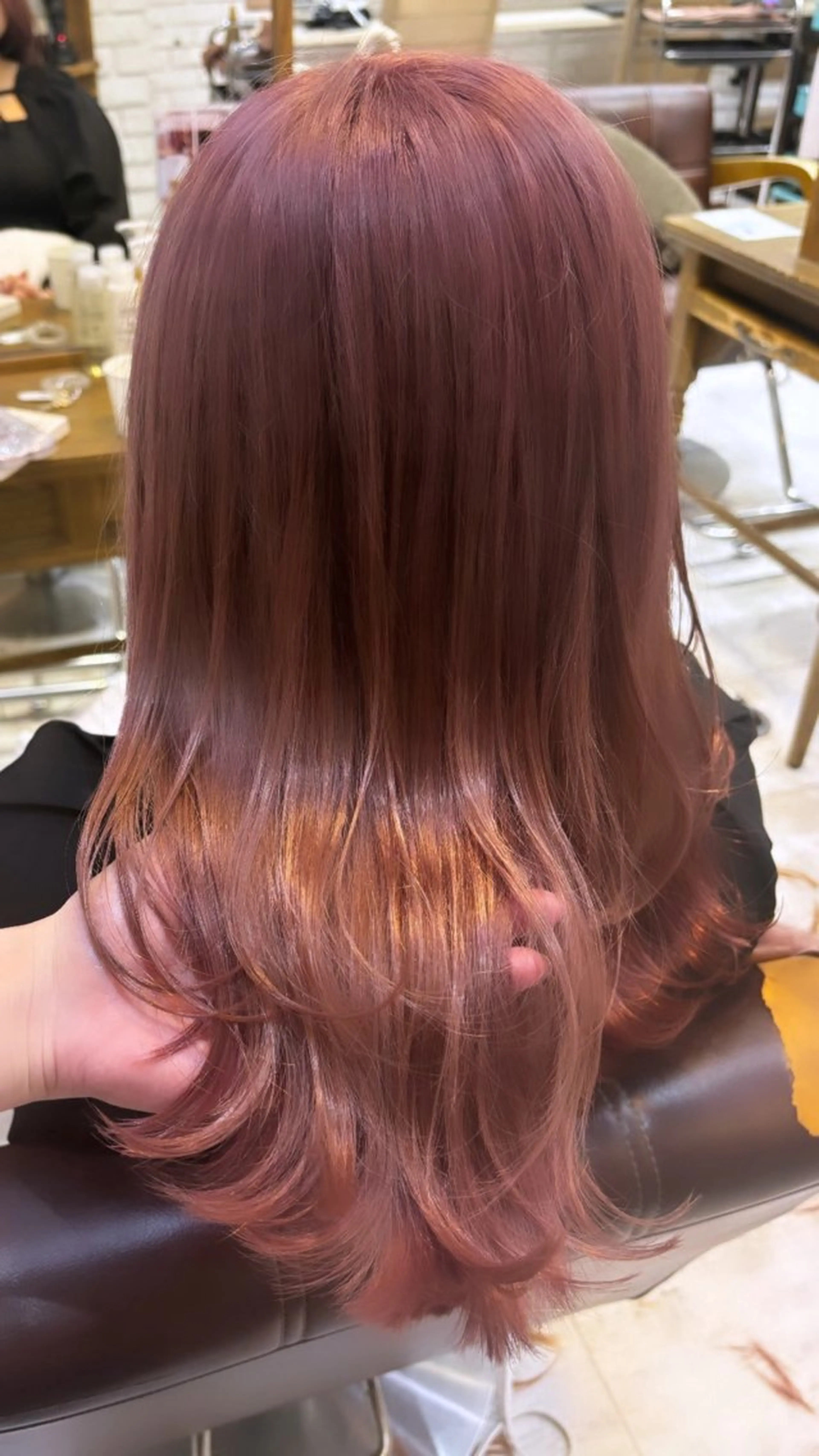 セミロング ヘアカラー 🪼艶カラー🪼 田口彩香のヘアスタイル