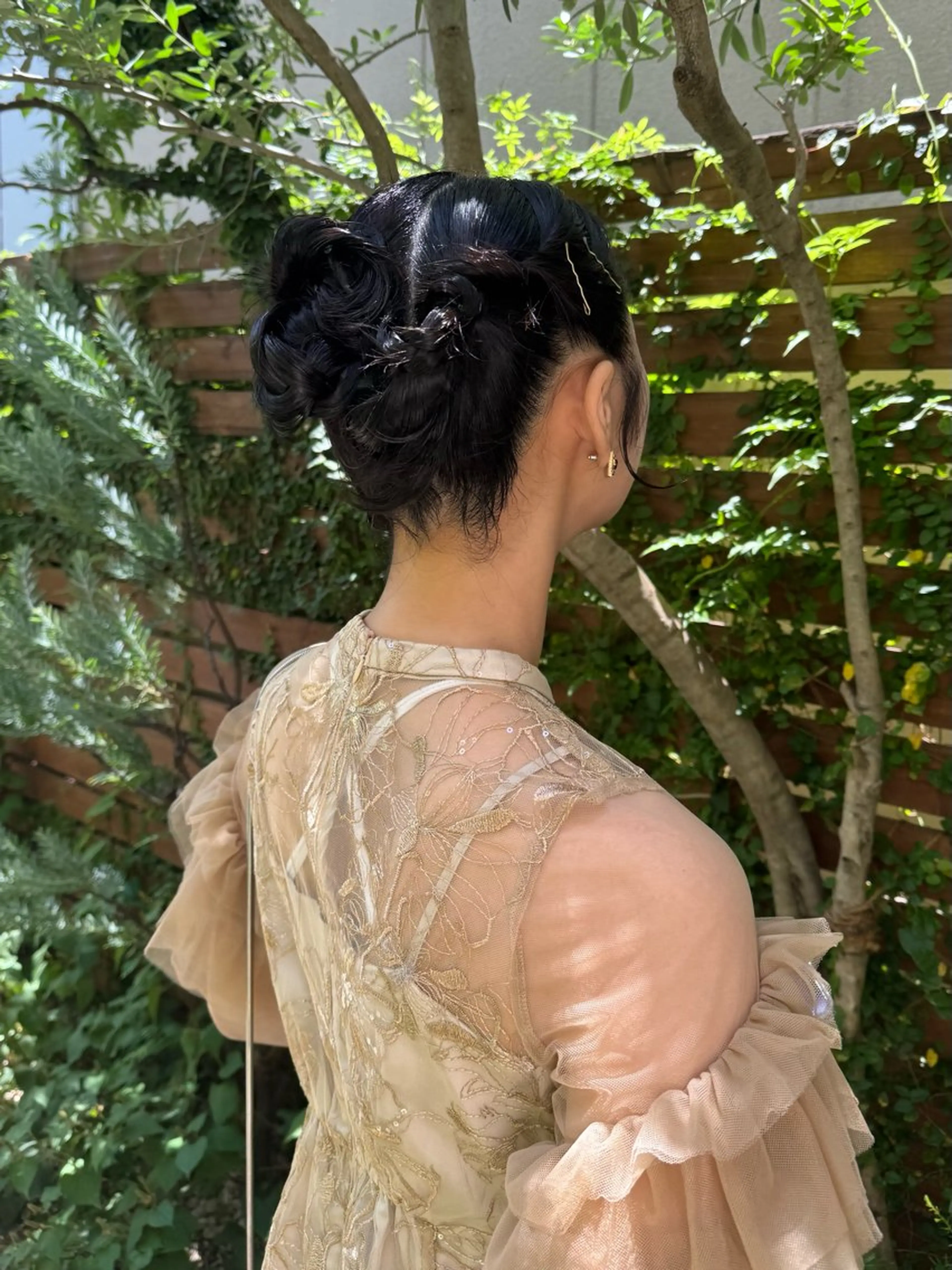 ミディアム カラー ヘアアレンジ ヘアセット mina 🌷のヘアスタイル