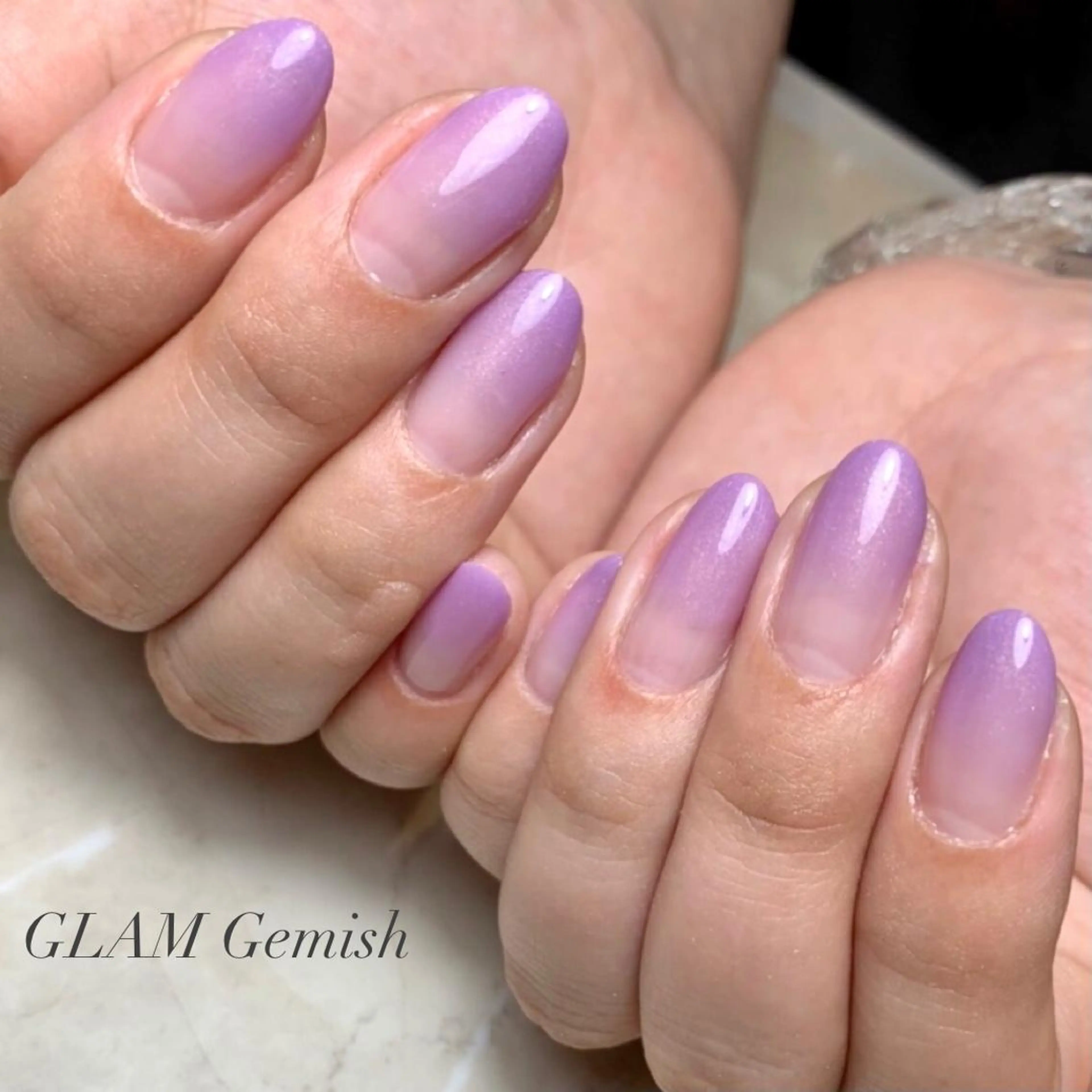 ネイル グラデーション ラメ(グリッター) パープル ハンドネイル 藤崎 恵梨香のネイルデザイン