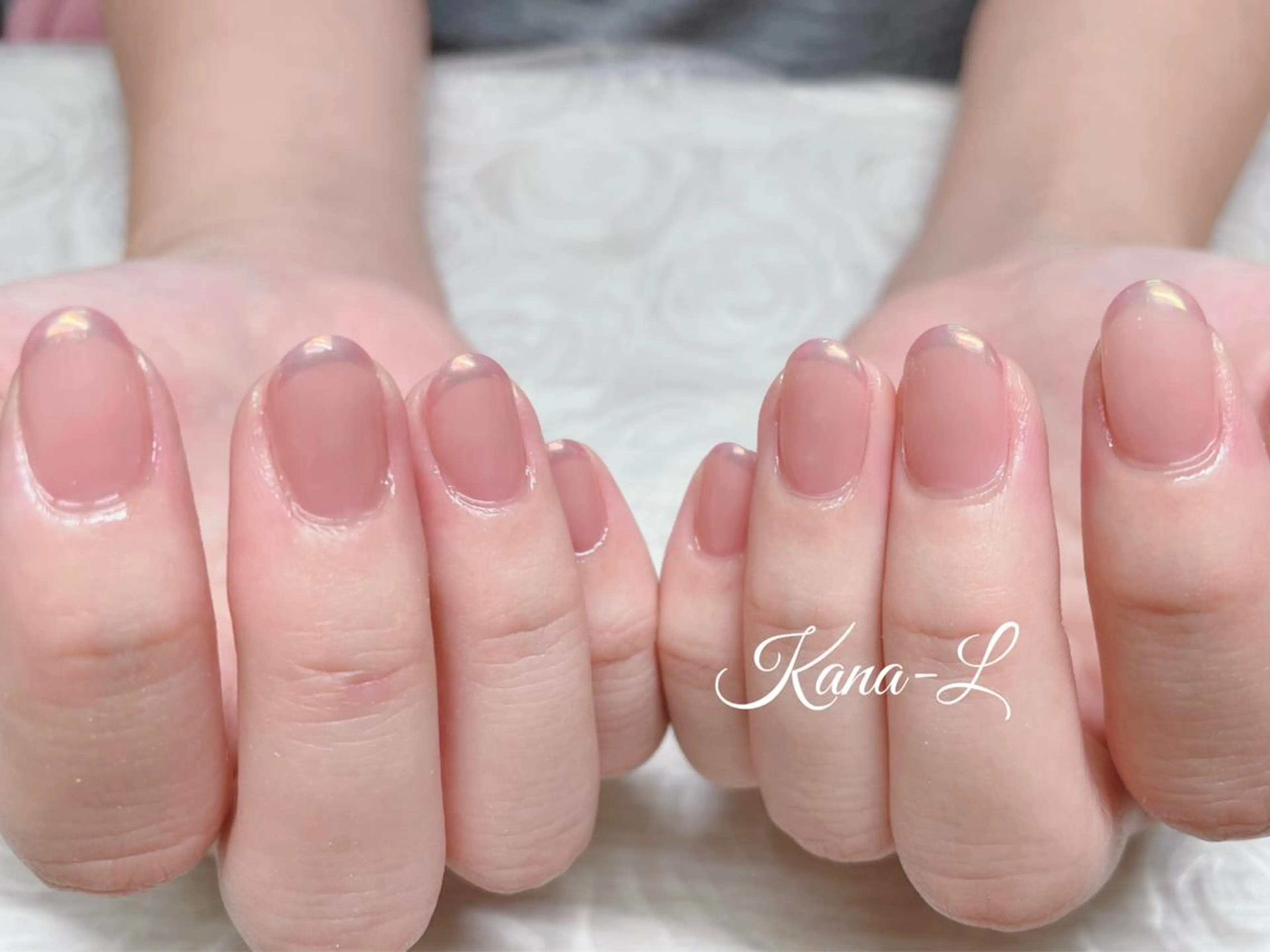 カラー ネイル オーロラネイル フレンチネイル 芦辺 香奈のネイルデザイン