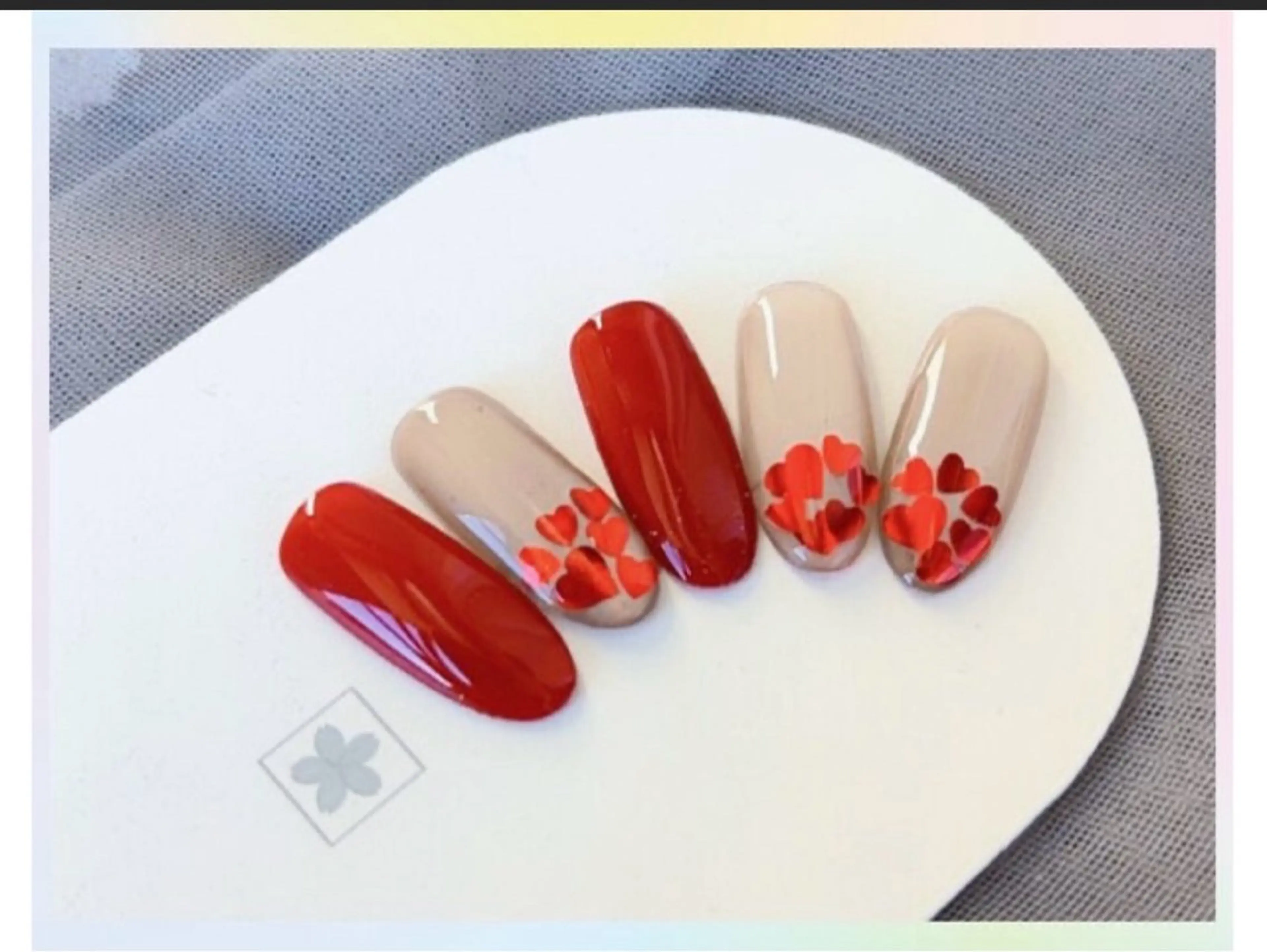 ネイル ハンドネイル H3 NAIL エミのネイルデザイン