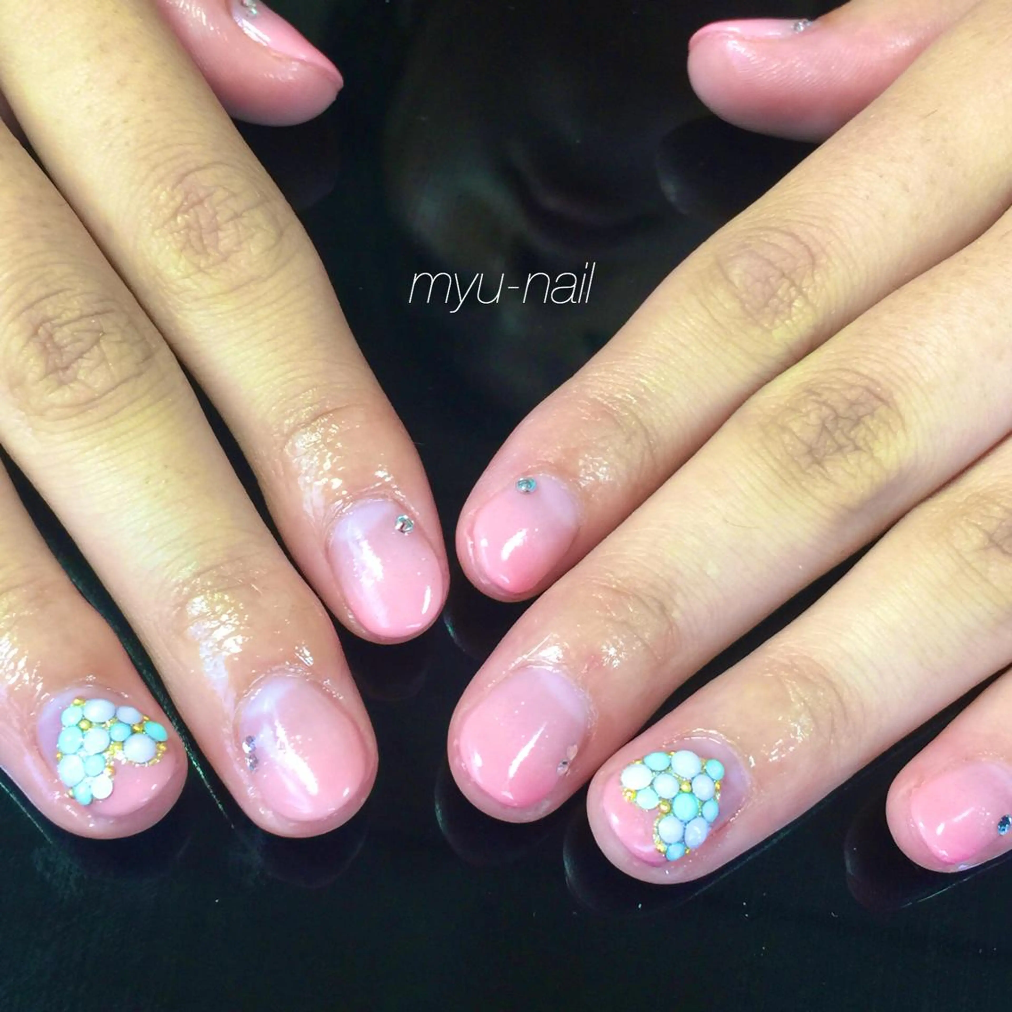 ネイル グラデーション ハート ピンク シンプルネイル ホームサロン myu-nailのネイルデザイン