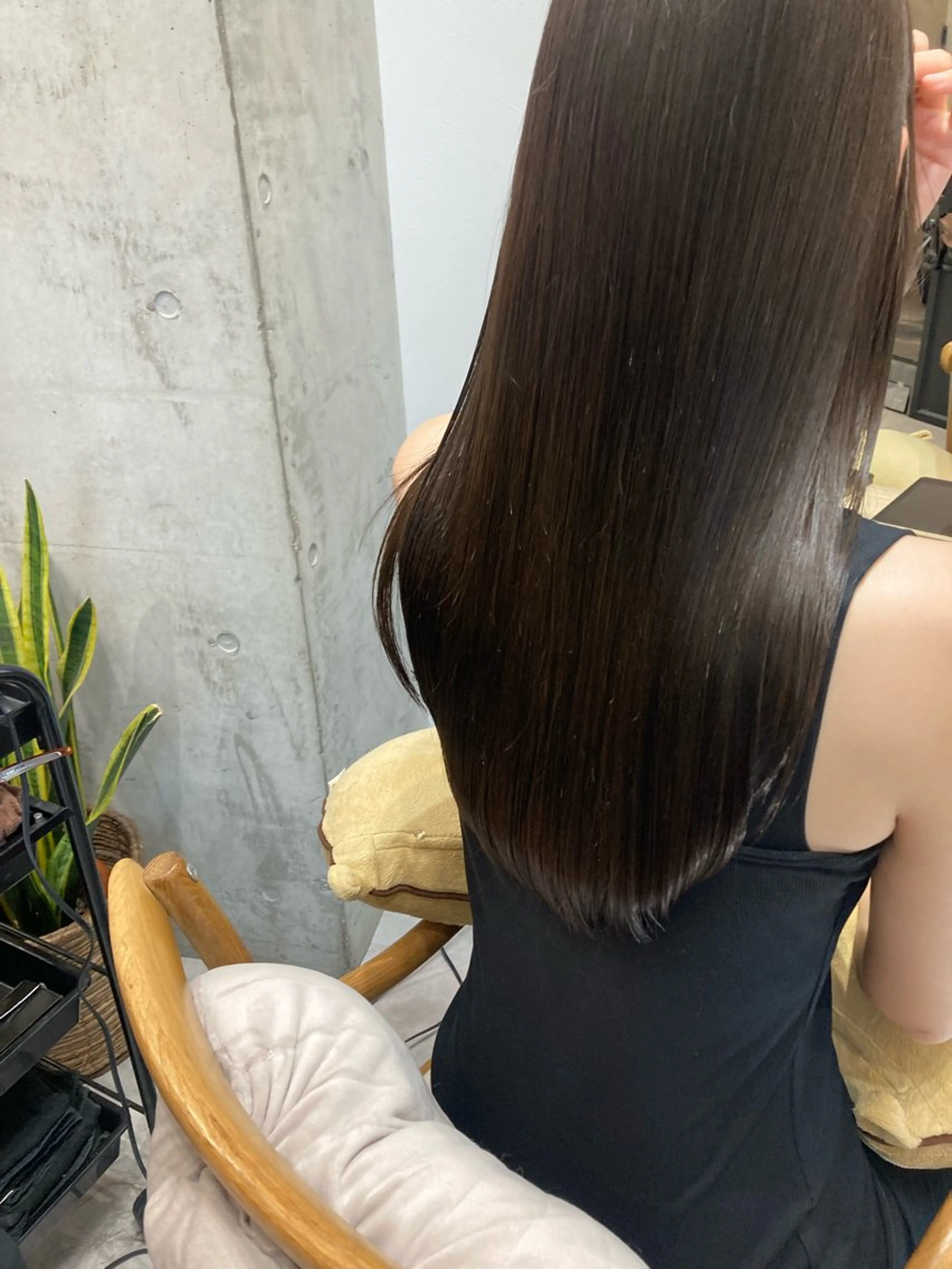 ロング ✨色持ちの良い艶 カラー✨蟹江真世のヘアスタイル