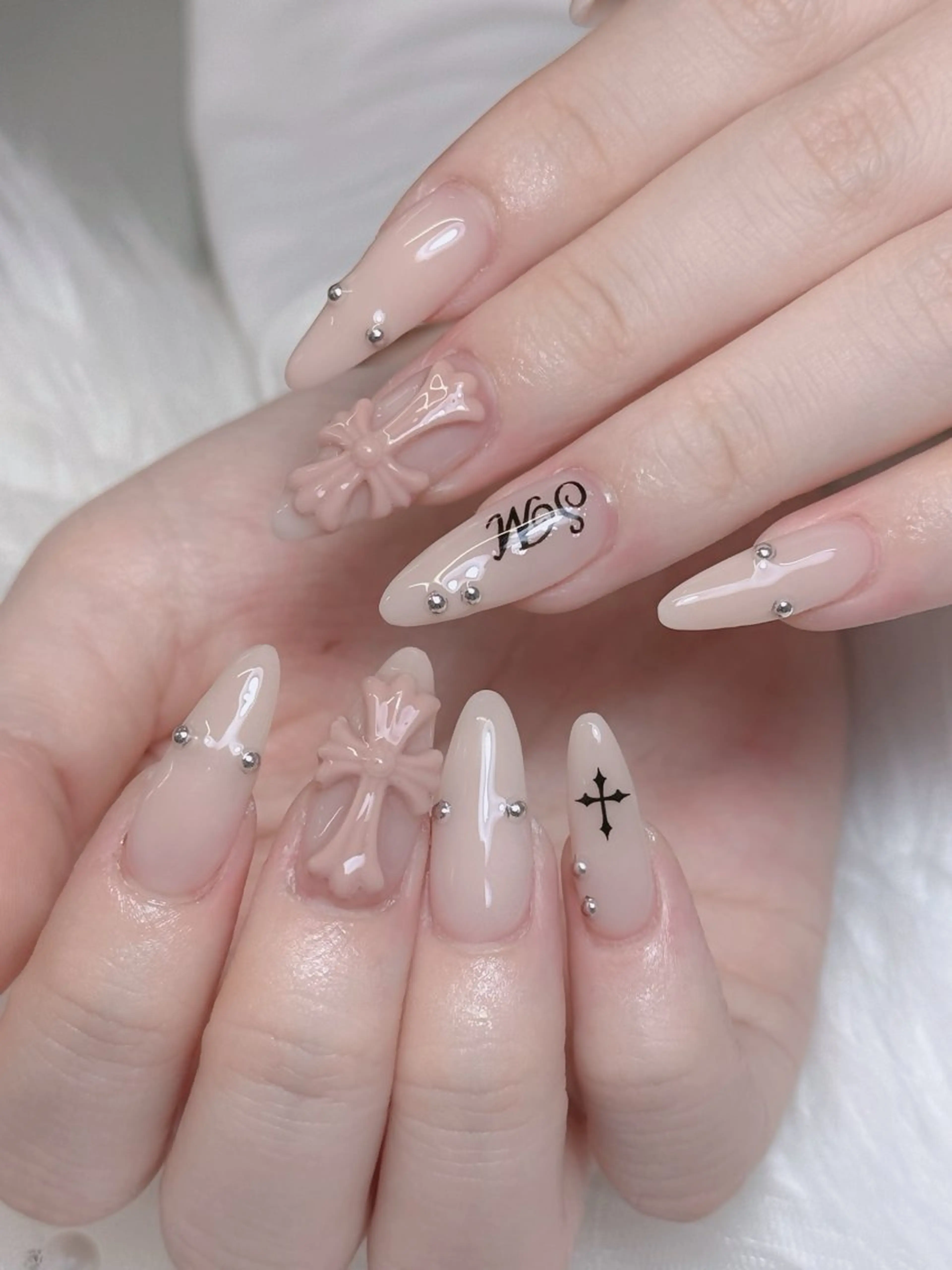 ネイル オーロラネイル チークネイル フットネイル フレンチネイル 韓国ネイル ハンドネイル Lumi Nailのネイルデザイン