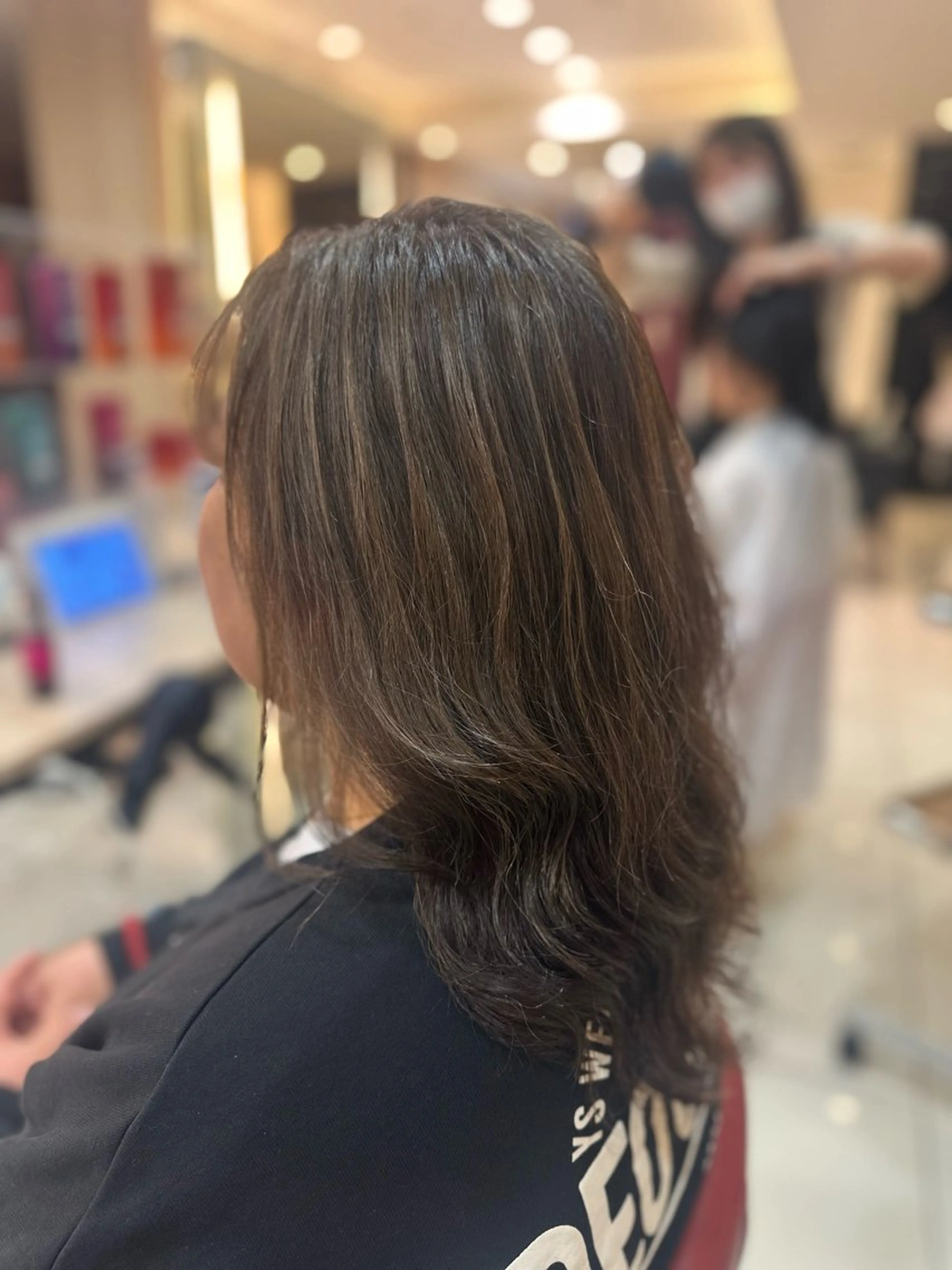 セミロング カラー ヘアカラー 【モデル様募集中】 ダブルカラー✨/杏菜のヘアスタイル