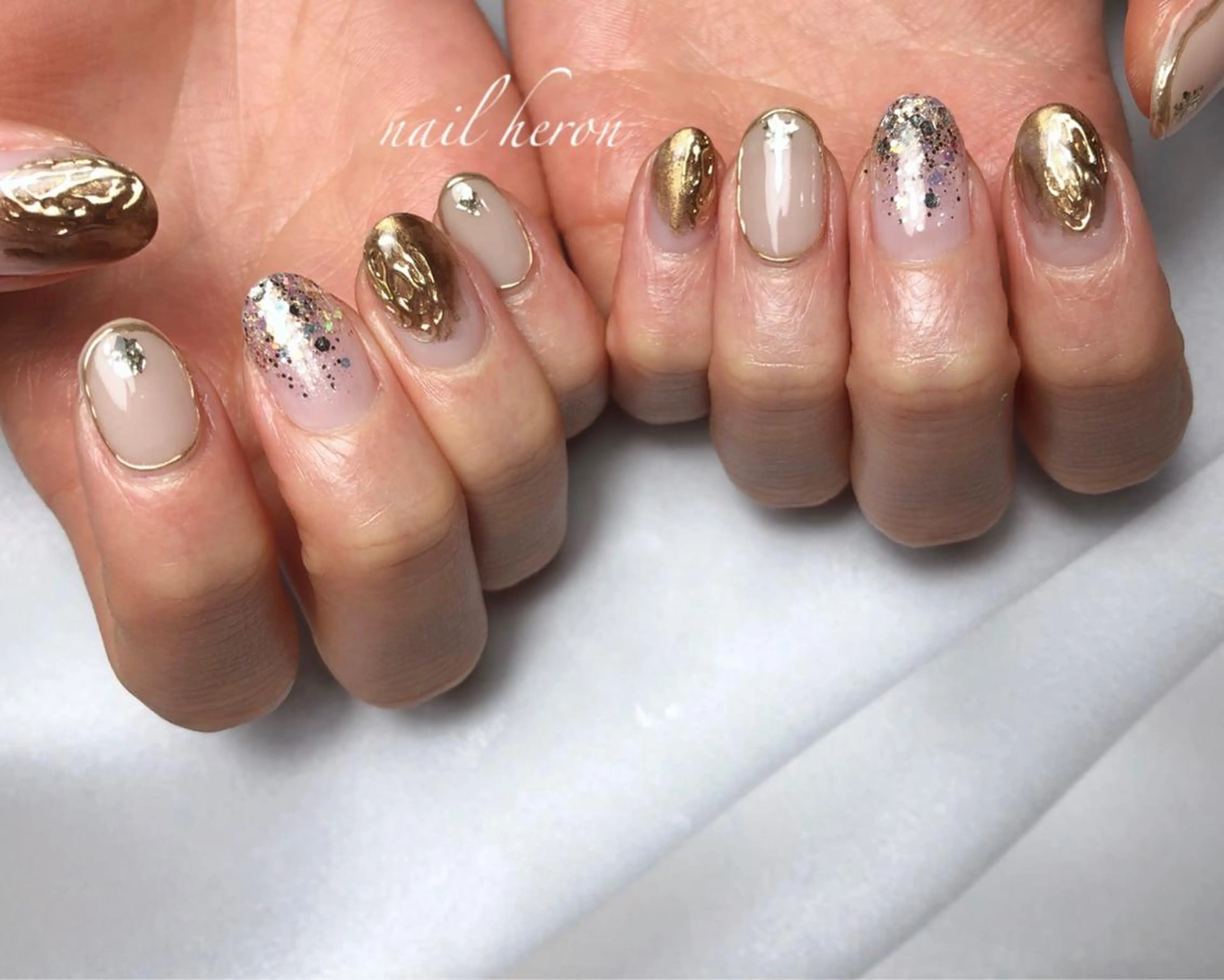 ネイル アートネイル ミラーネイル ハンドネイル nail heron所属・saki_ nail heronのネイルデザイン