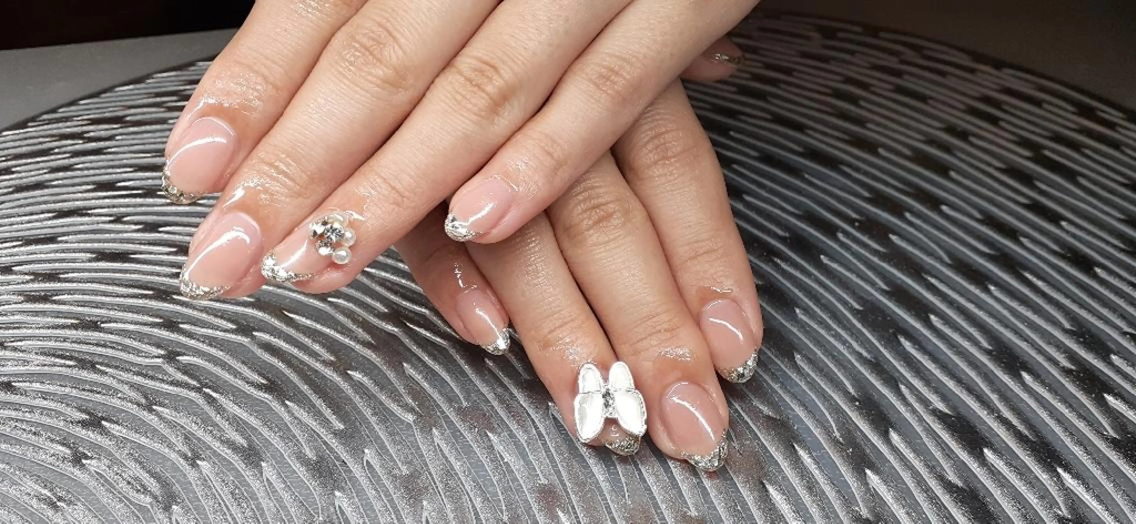 ネイル 大島 さやかのネイルデザイン