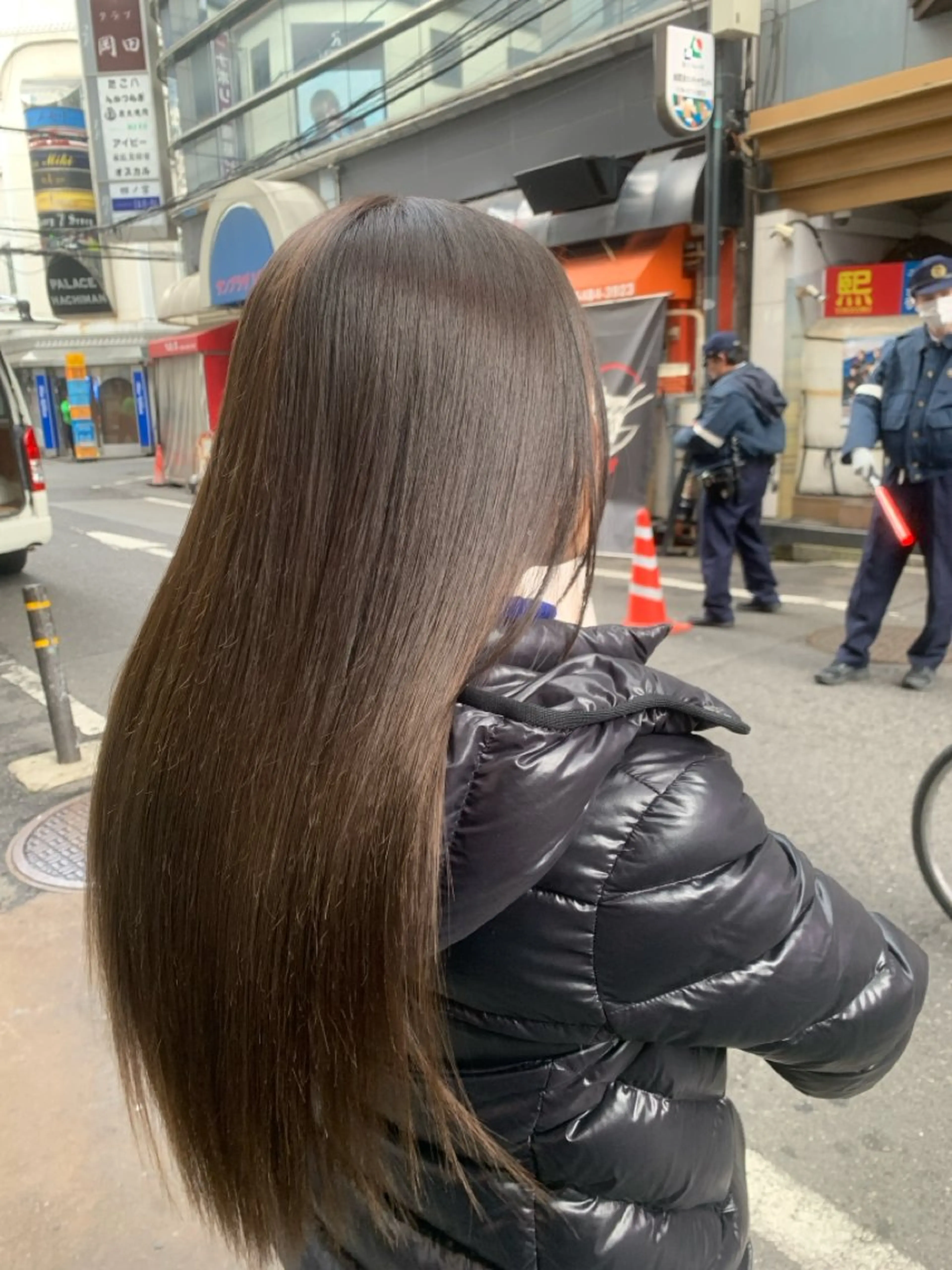 ロング カラー 透明感カラー グレージュ イルミナカラー オリーブグレージュ オリーブグレー 東心斎橋🌏豆柴 🐾倶楽部のヘアスタイル