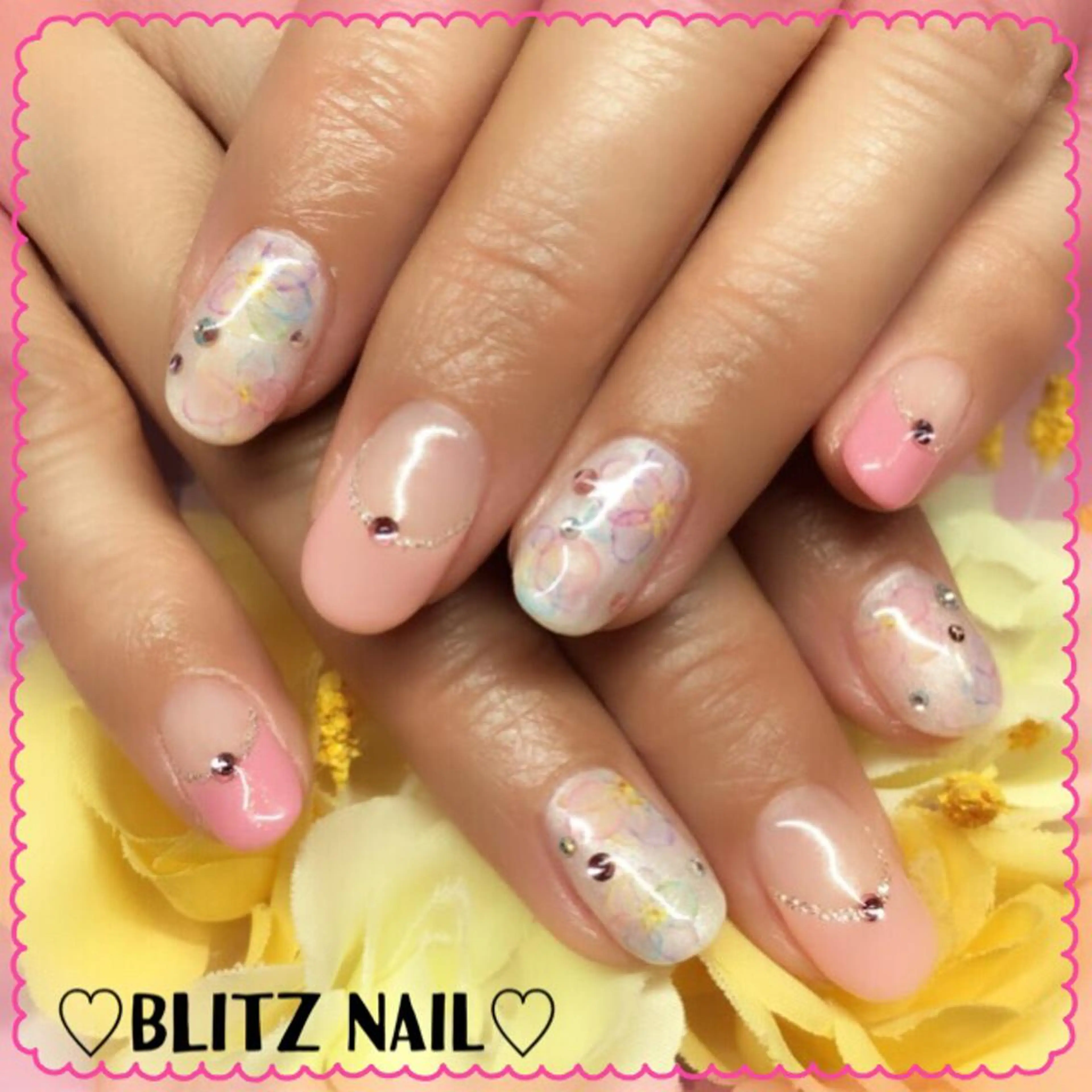 ネイル BLITZ Nail 岩田💅🏻✨のネイルデザイン