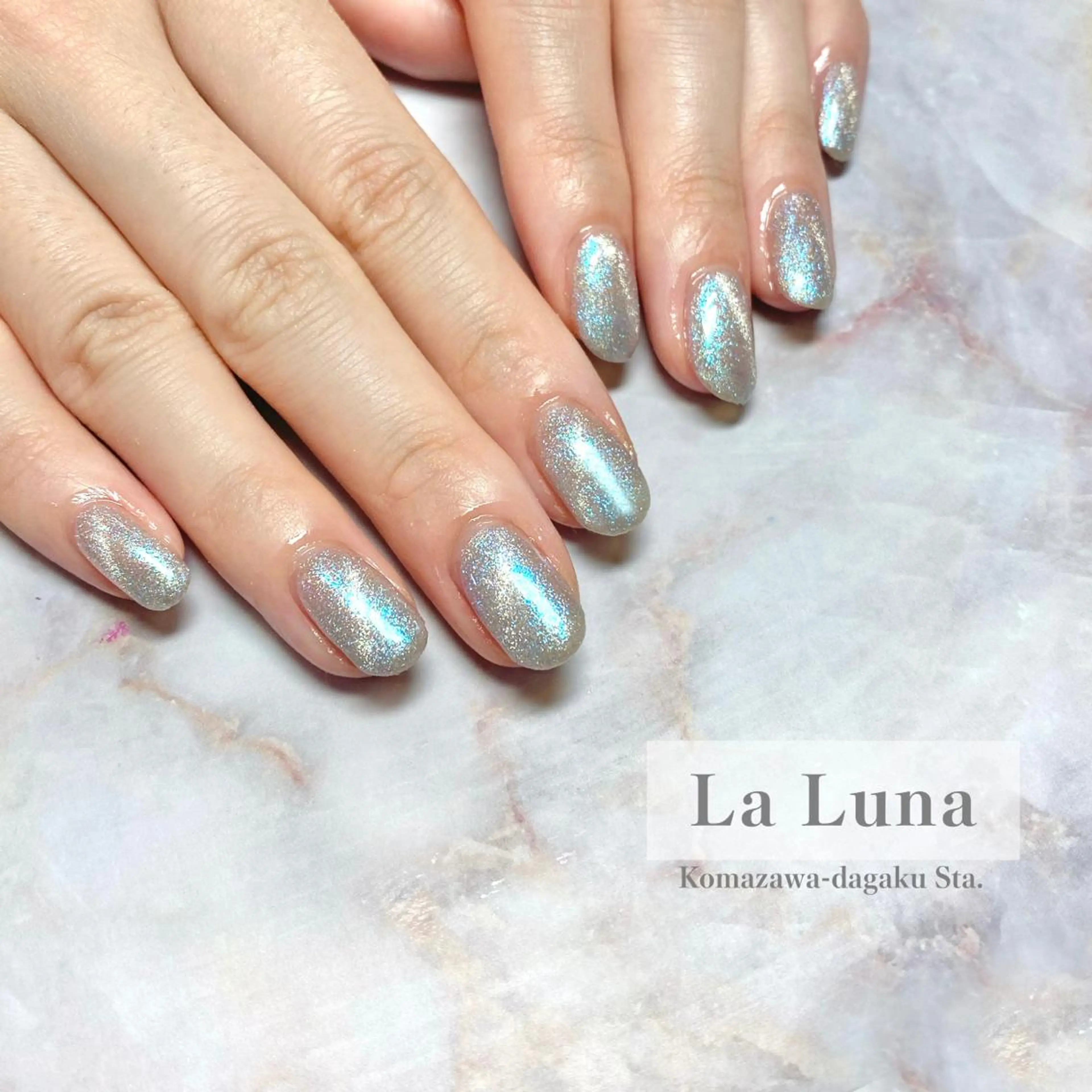 ネイル マグネットネイル ＬａＬｕｎａ🌙 natsukiのネイルデザイン