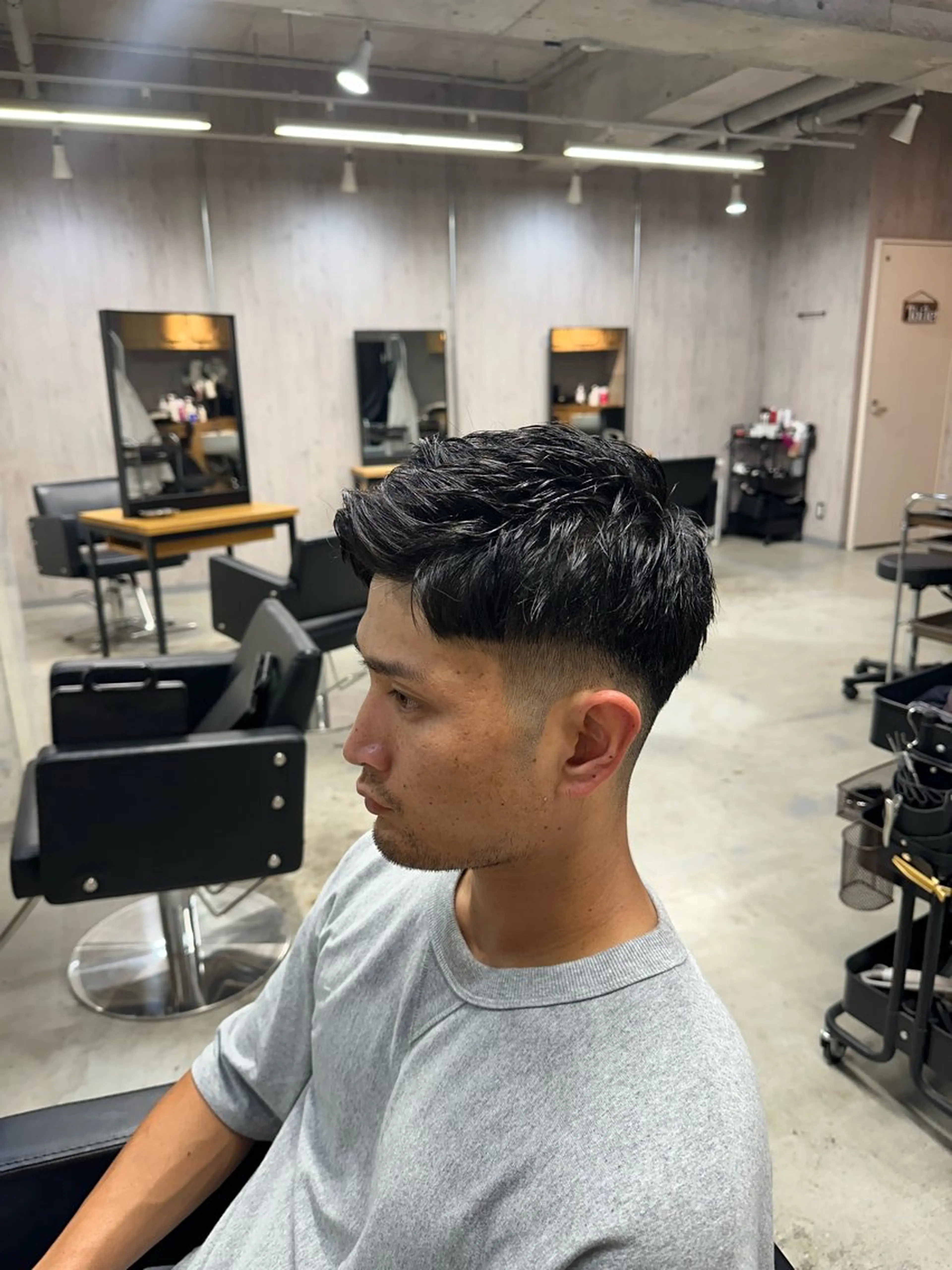 ショート カット lafit 侑莉人のヘアスタイル