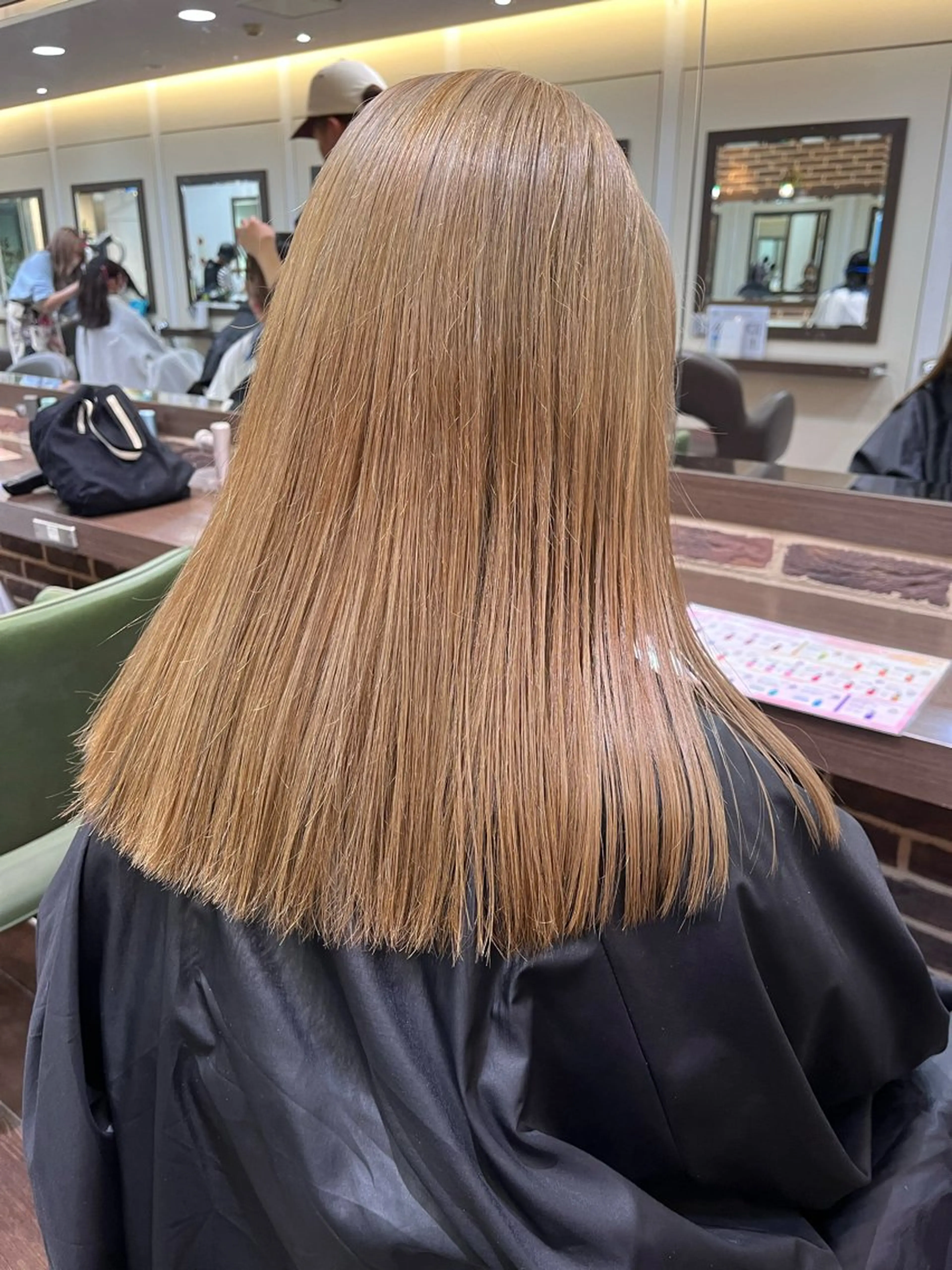 ロング カラー 酸性ストレート 🤍🎀honokaのヘアスタイル