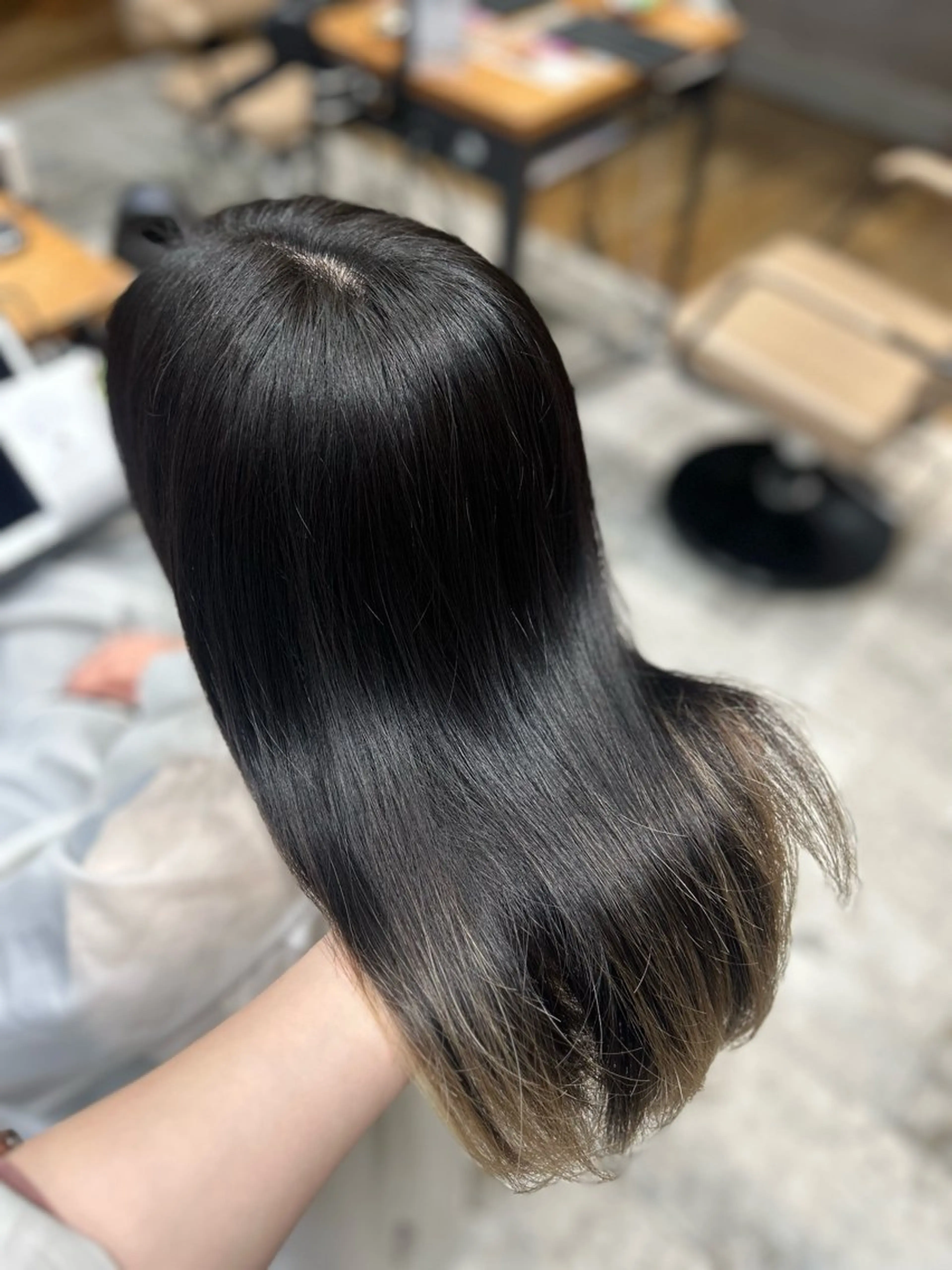 ミディアム 新宿/うる艶カラー/ 祝迫愛艶のヘアスタイル