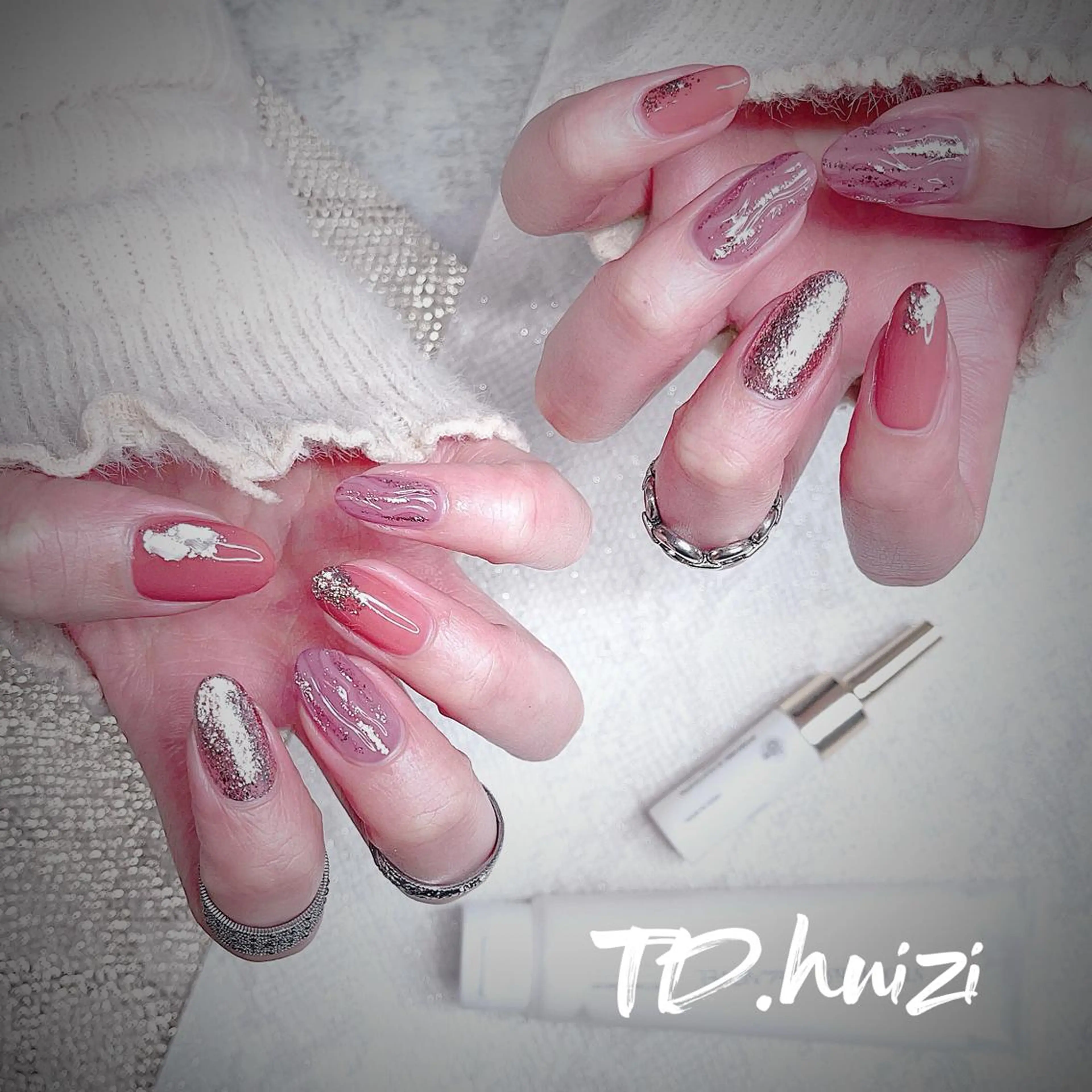 ミディアム めぐみのネイルサロン 惠のネイルデザイン