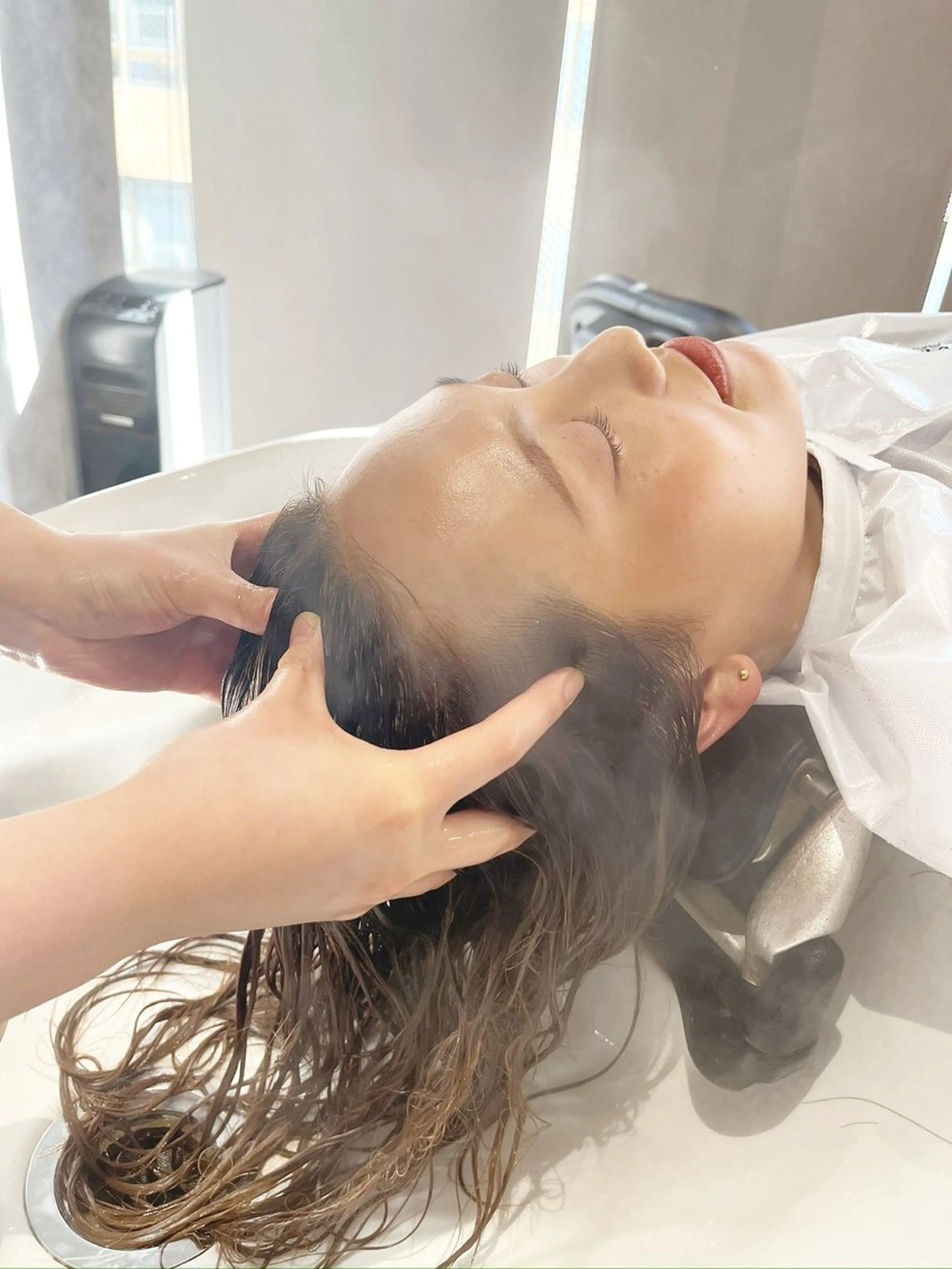 💆‍♀️疲れを取りたい方、頭皮の洗浄もプラス💆‍♀️カット＋カラーリタッチ＋ヘッドスパの写真