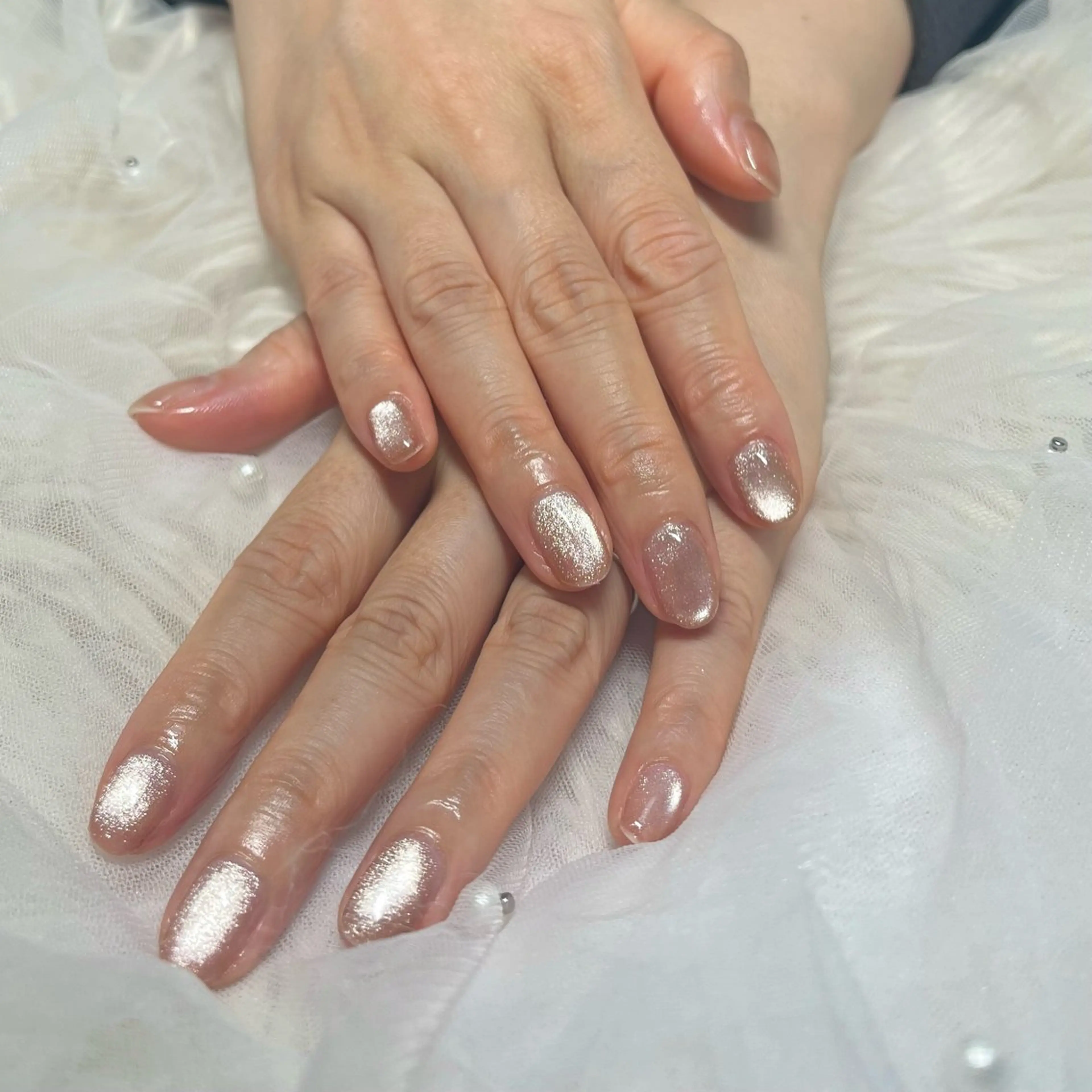 ネイル マグネットネイル ピンク ピンクベージュ ハンドネイル cerisier 坂本のネイルデザイン