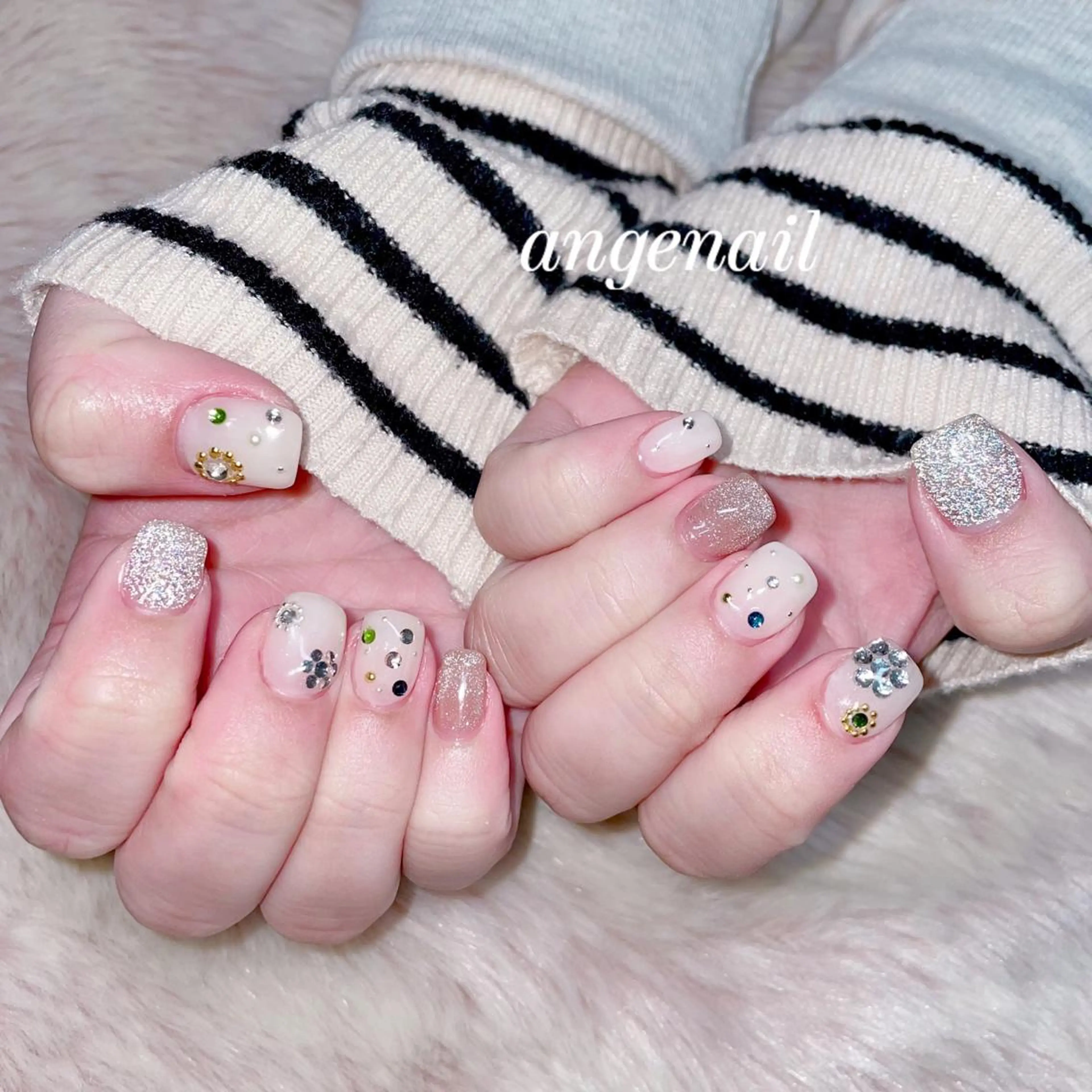 ネイル ハンドネイル オーナーネイリスト MAKIのネイルデザイン