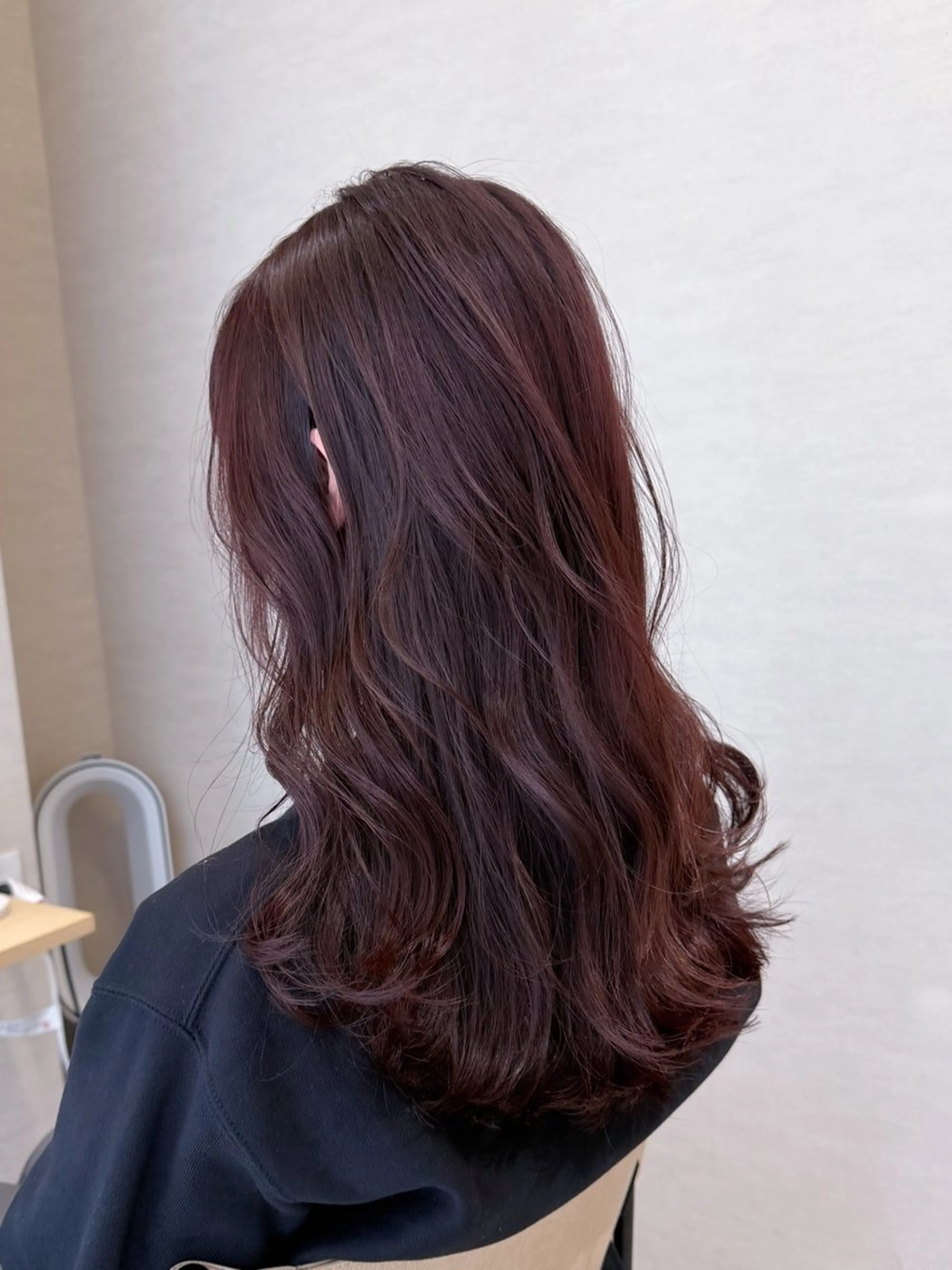カラー 辺見 葵のヘアスタイル
