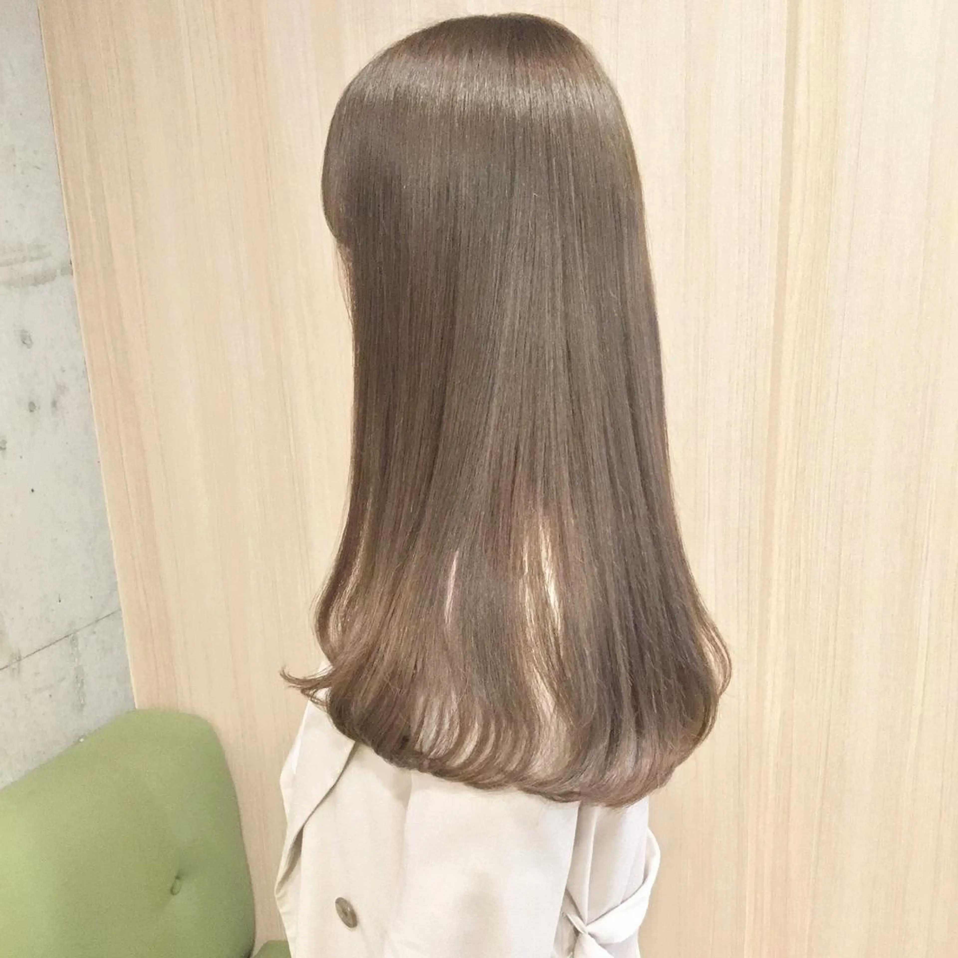 カラー ami/大阪/暖色 /レイヤーカットのヘアスタイル